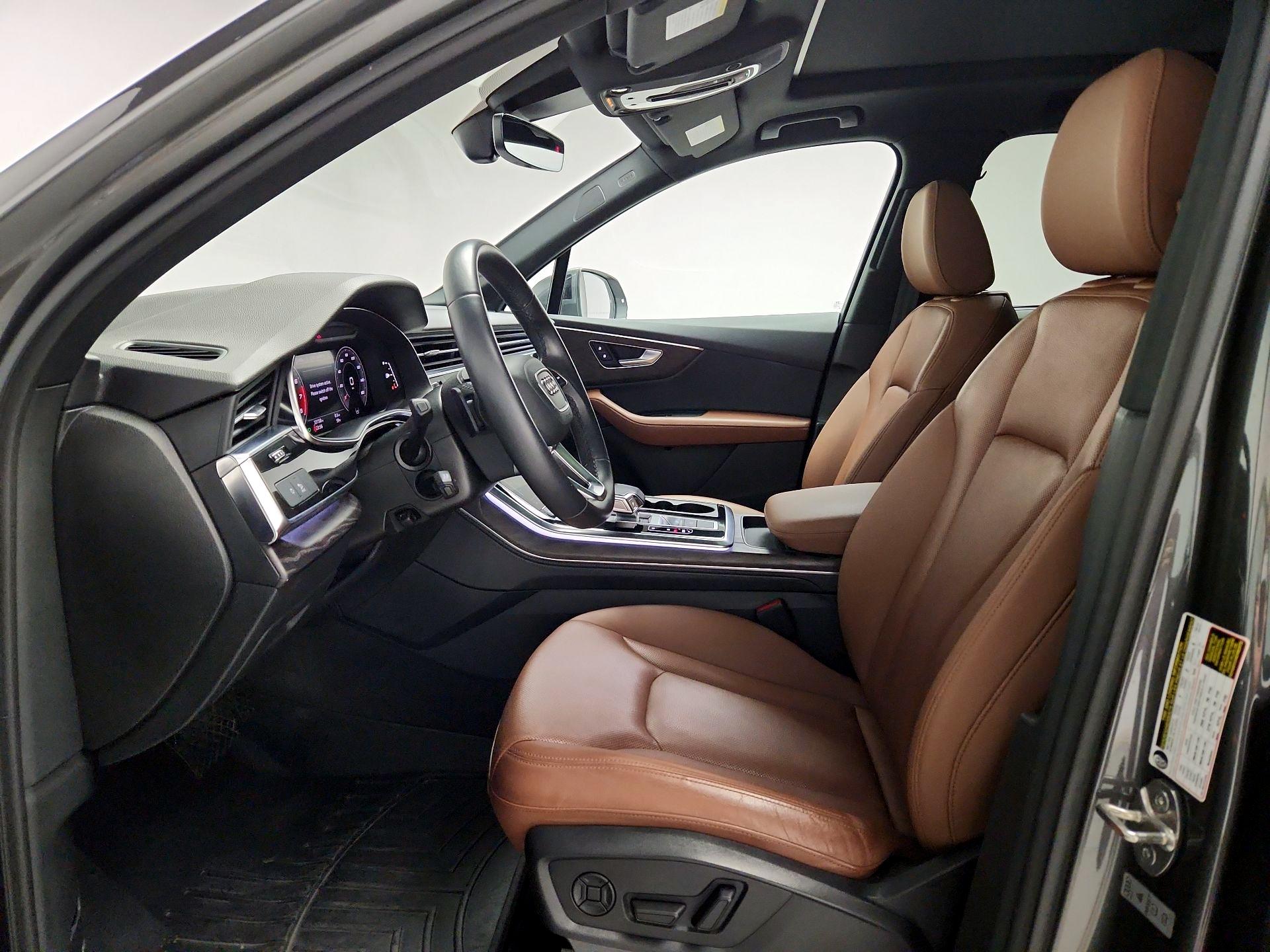 Thumbnail: 2021 Audi Q7 - 11
