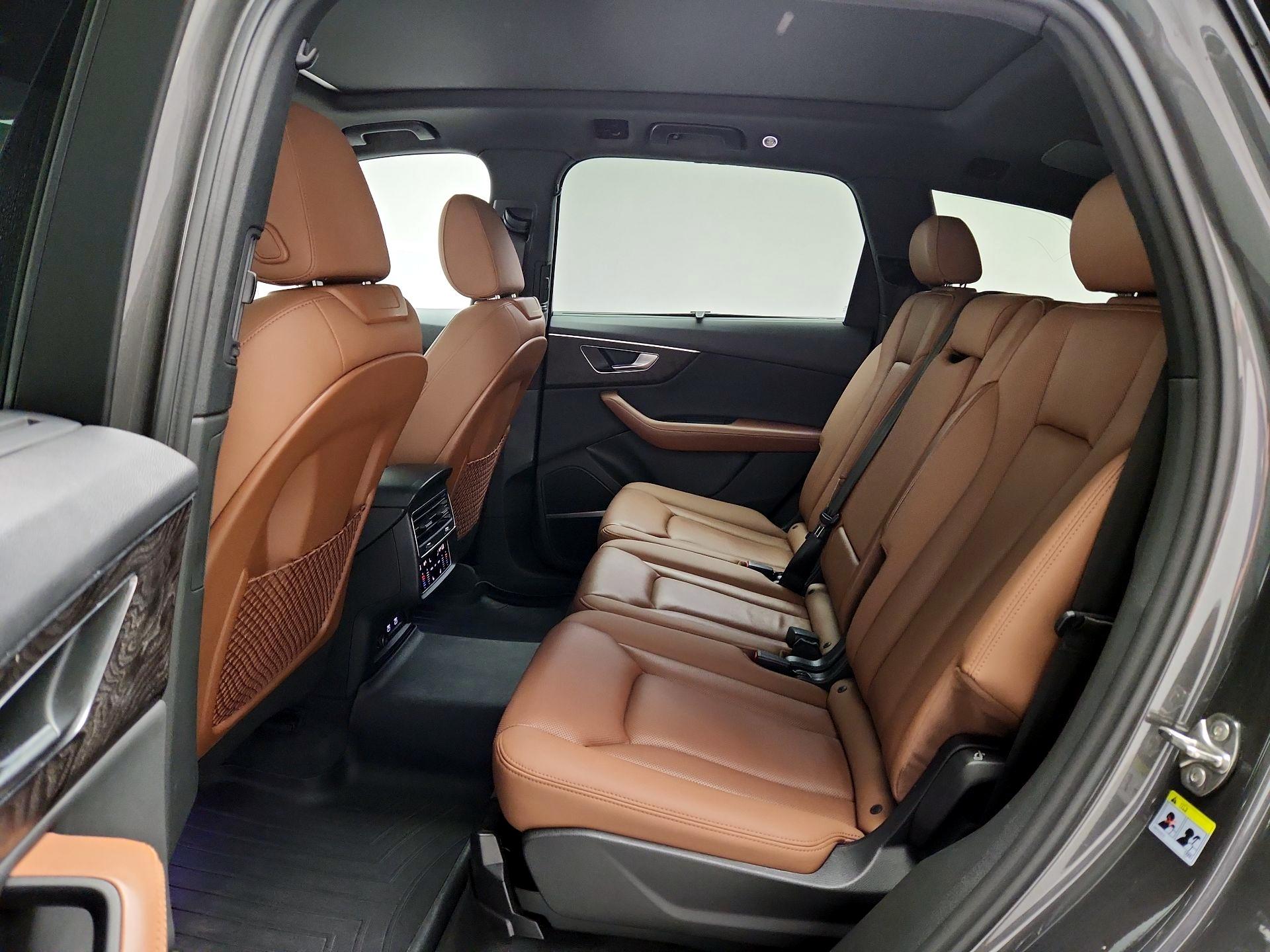 Thumbnail: 2021 Audi Q7 - 20
