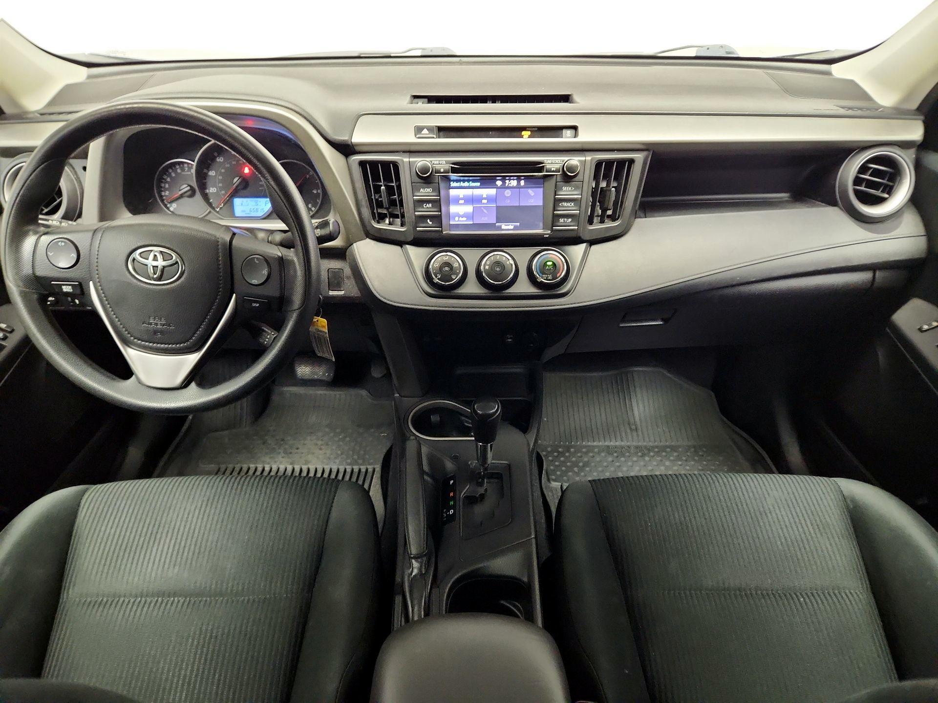Thumbnail: 2016 Toyota RAV4 - 9