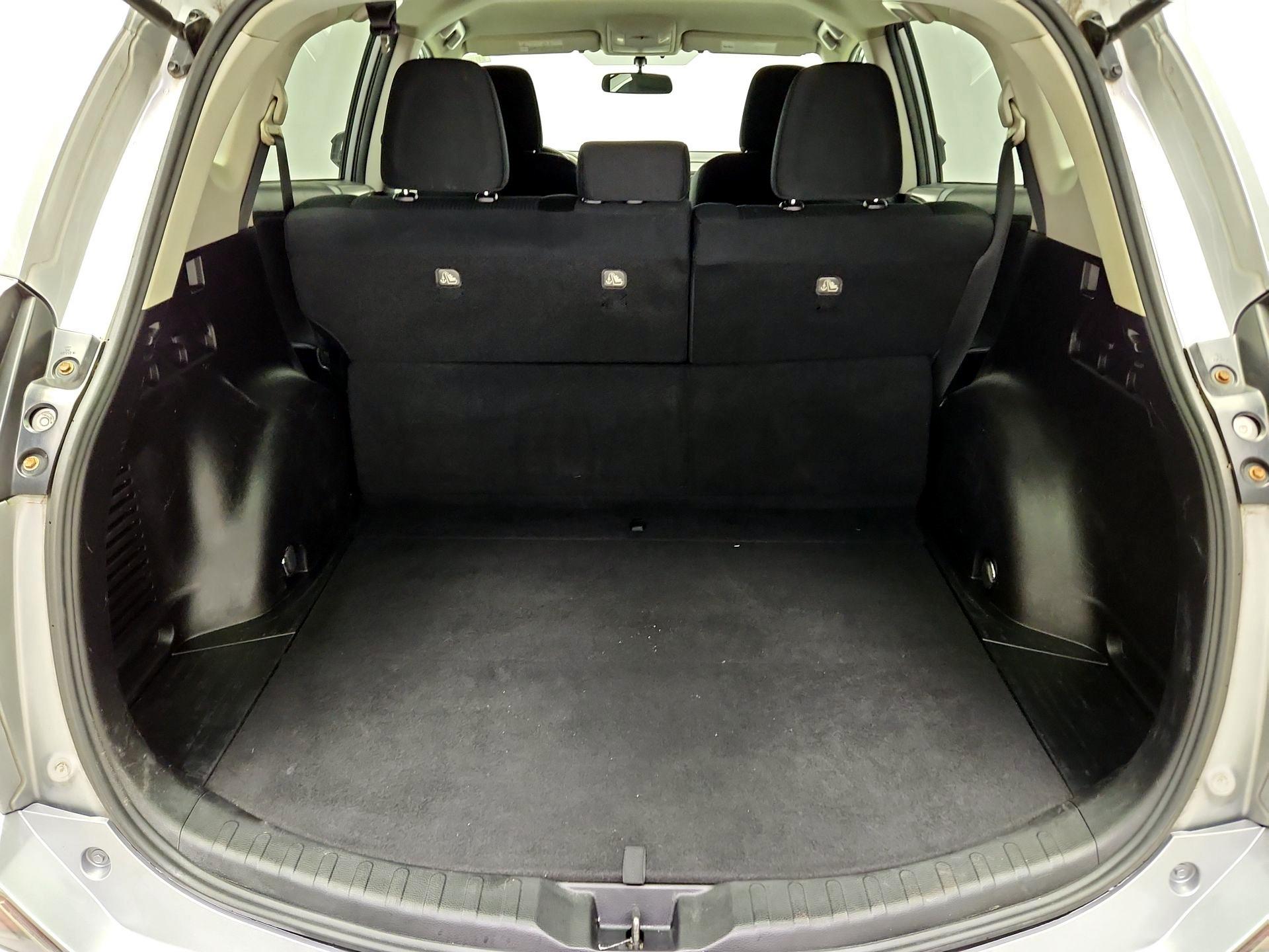 Thumbnail: 2016 Toyota RAV4 - 20