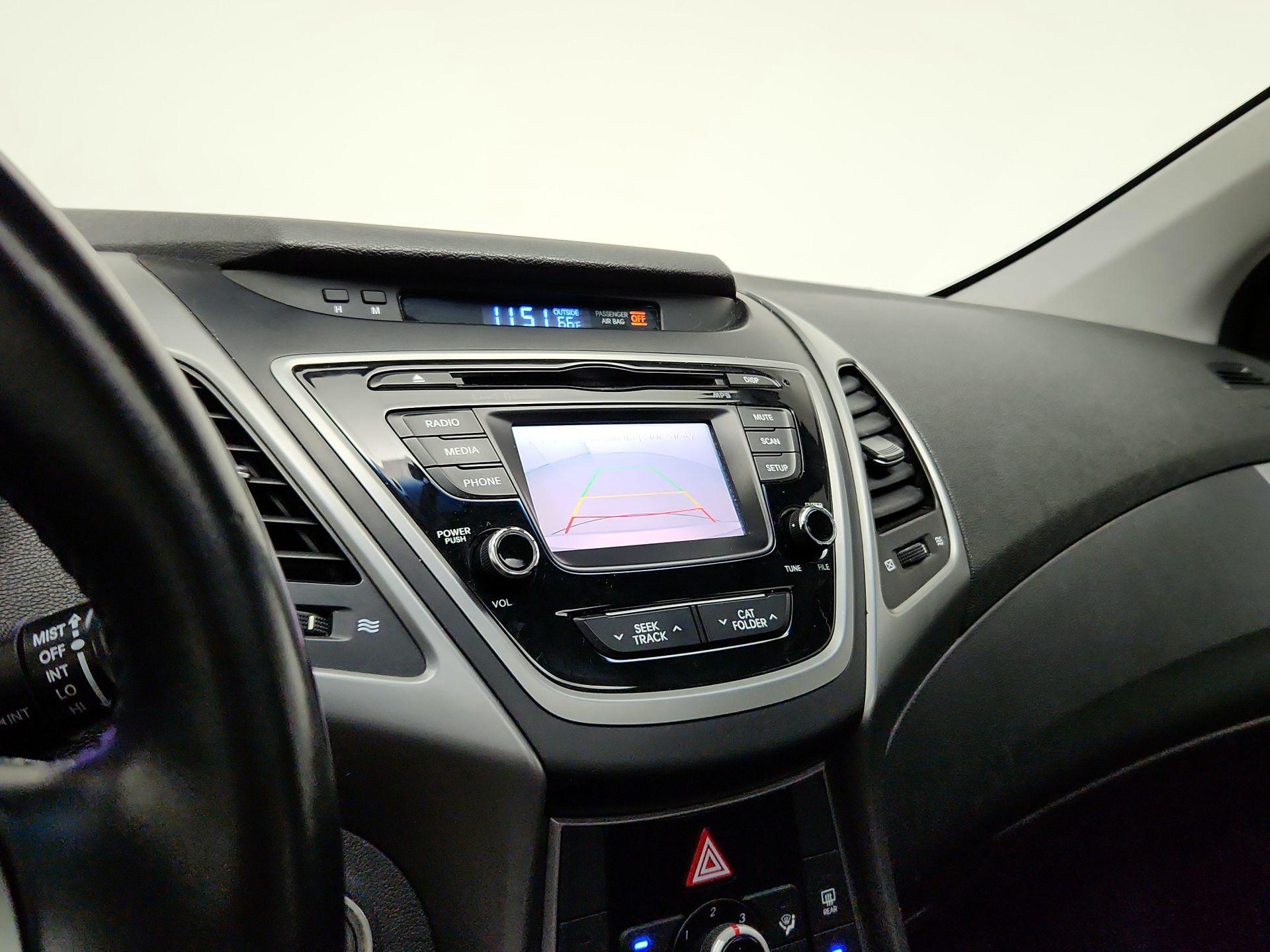 Thumbnail: 2016 Hyundai Elantra - 14