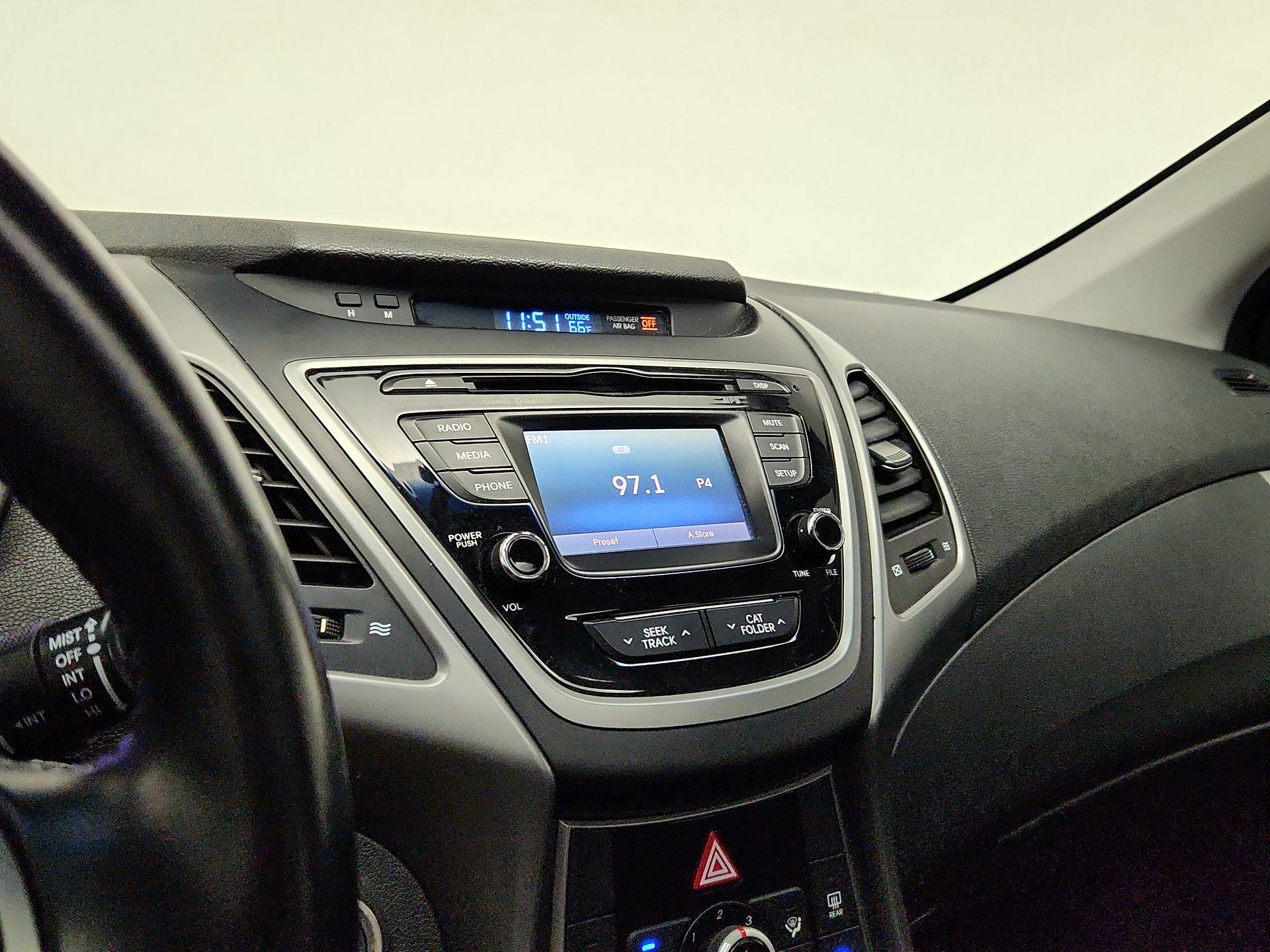 Thumbnail: 2016 Hyundai Elantra - 15