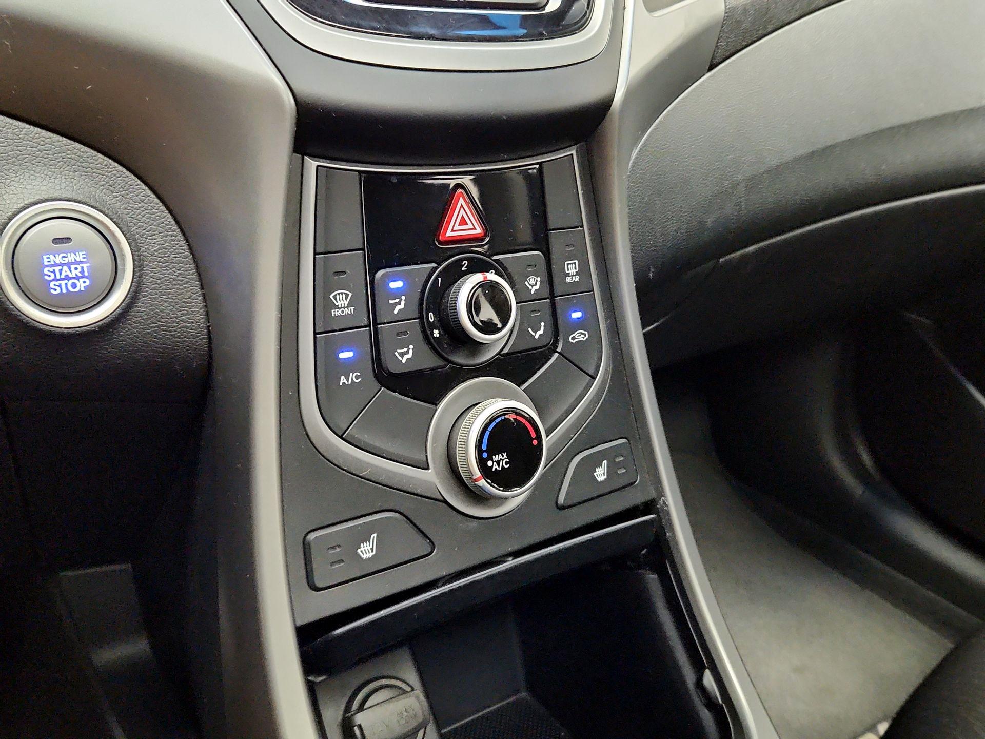Thumbnail: 2016 Hyundai Elantra - 16