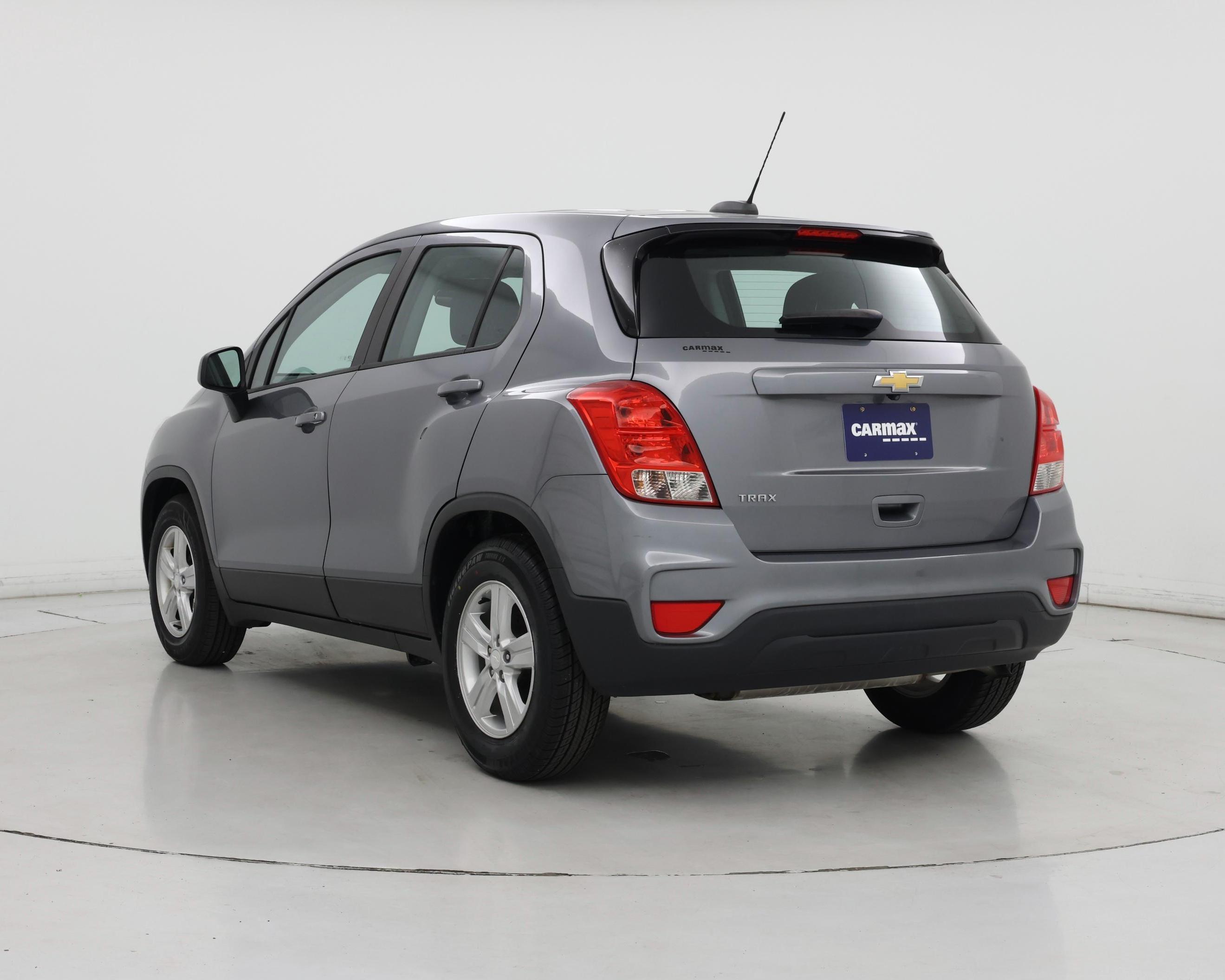 Thumbnail: 2020 Chevrolet Trax - 2
