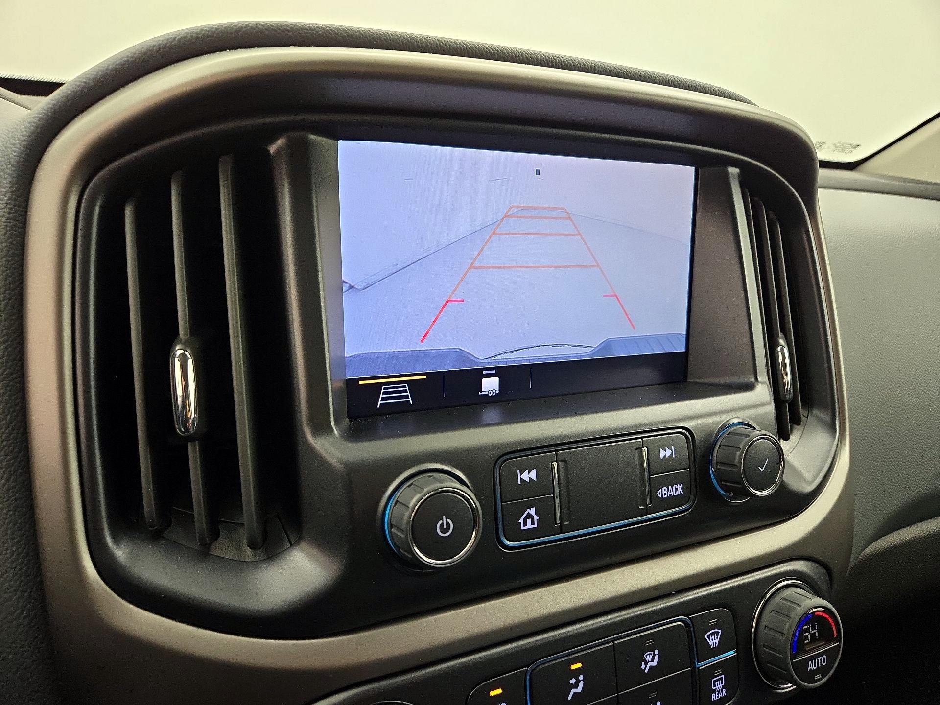 Thumbnail: 2022 Chevrolet Colorado - 15