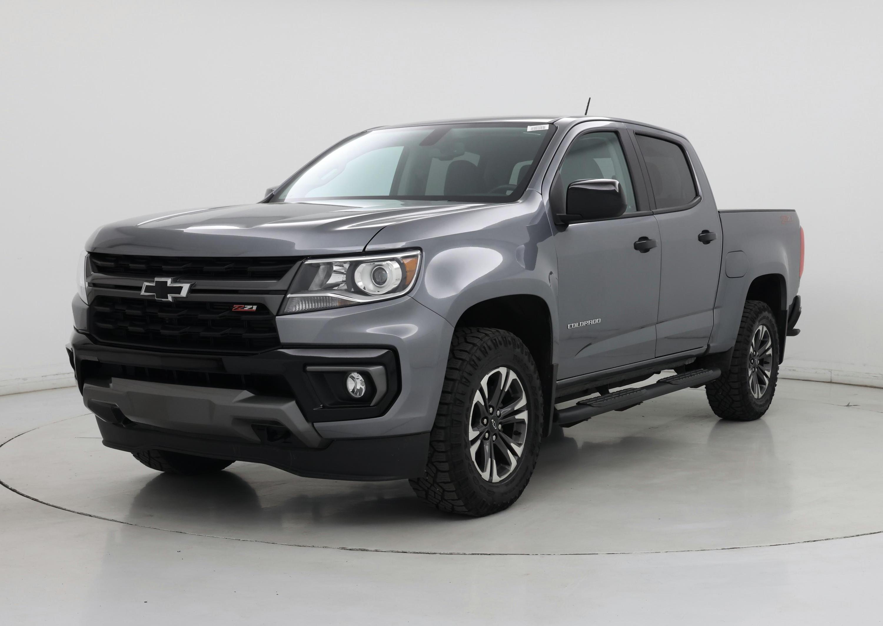 Thumbnail: 2022 Chevrolet Colorado - 4