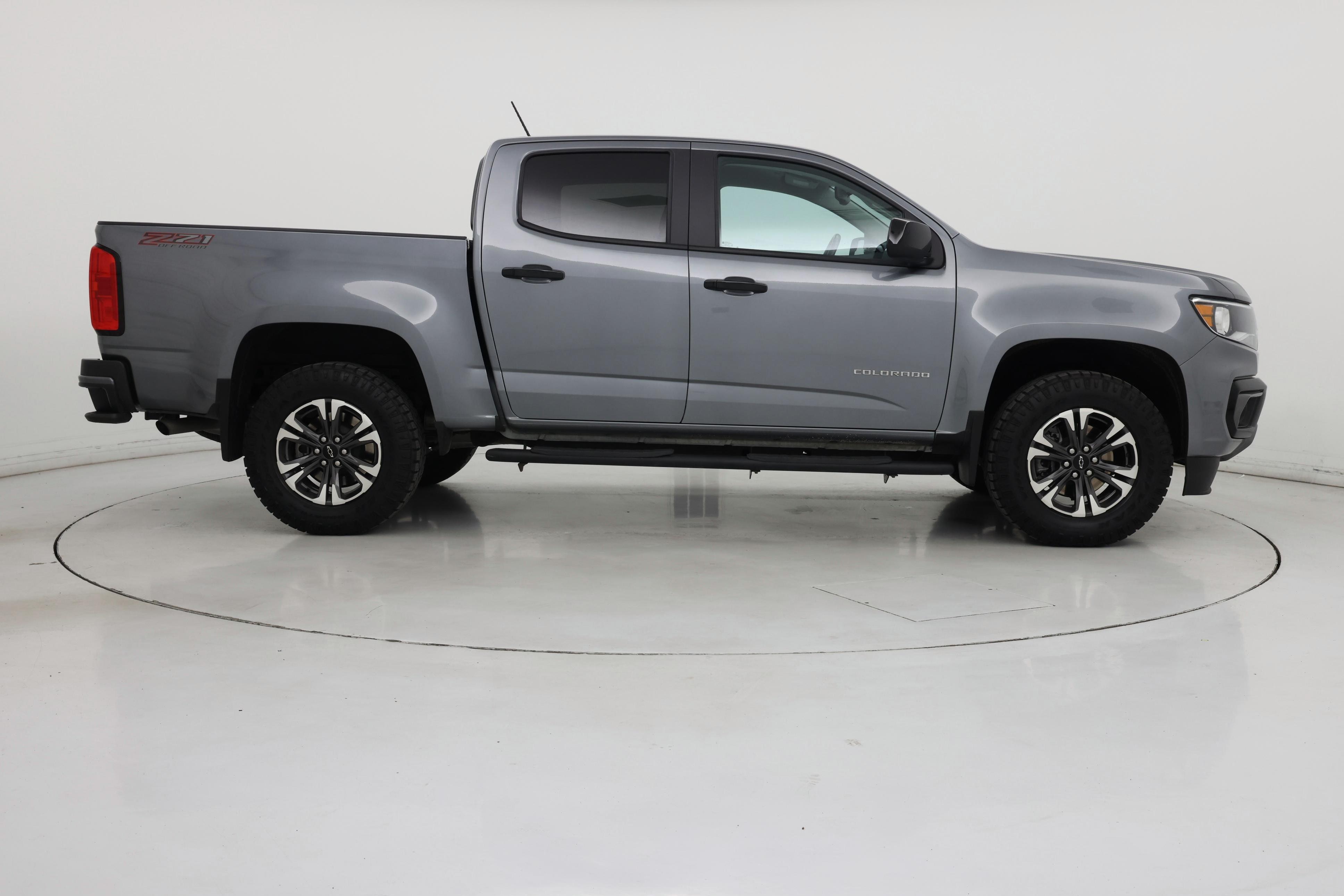 Thumbnail: 2022 Chevrolet Colorado - 7
