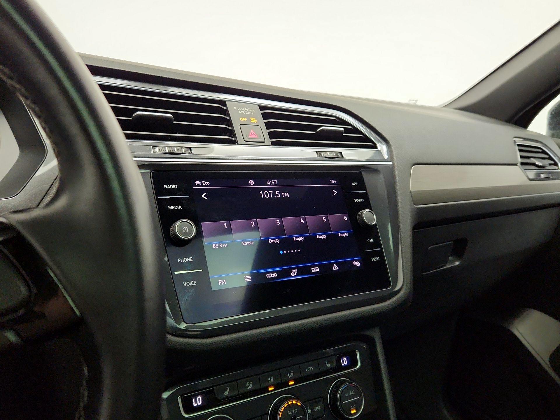 Thumbnail: 2021 Volkswagen Tiguan - 15