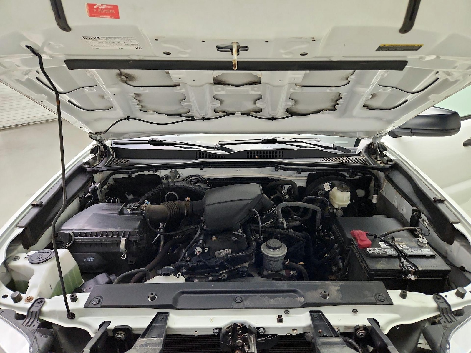 2022 Toyota Tacoma SR - Photo 19
