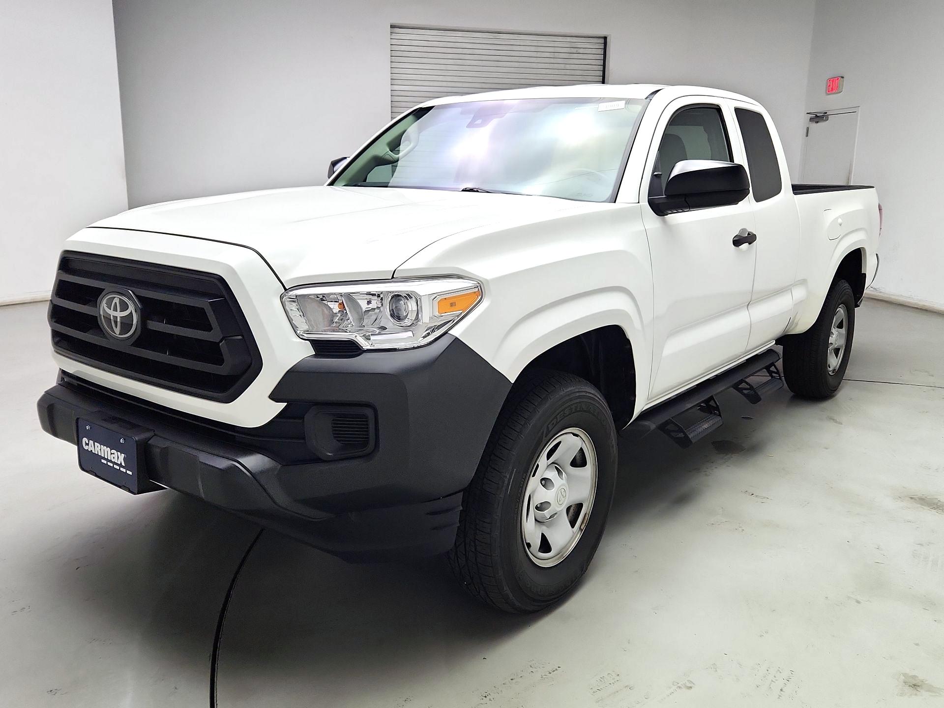 Thumbnail: 2022 Toyota Tacoma - 3