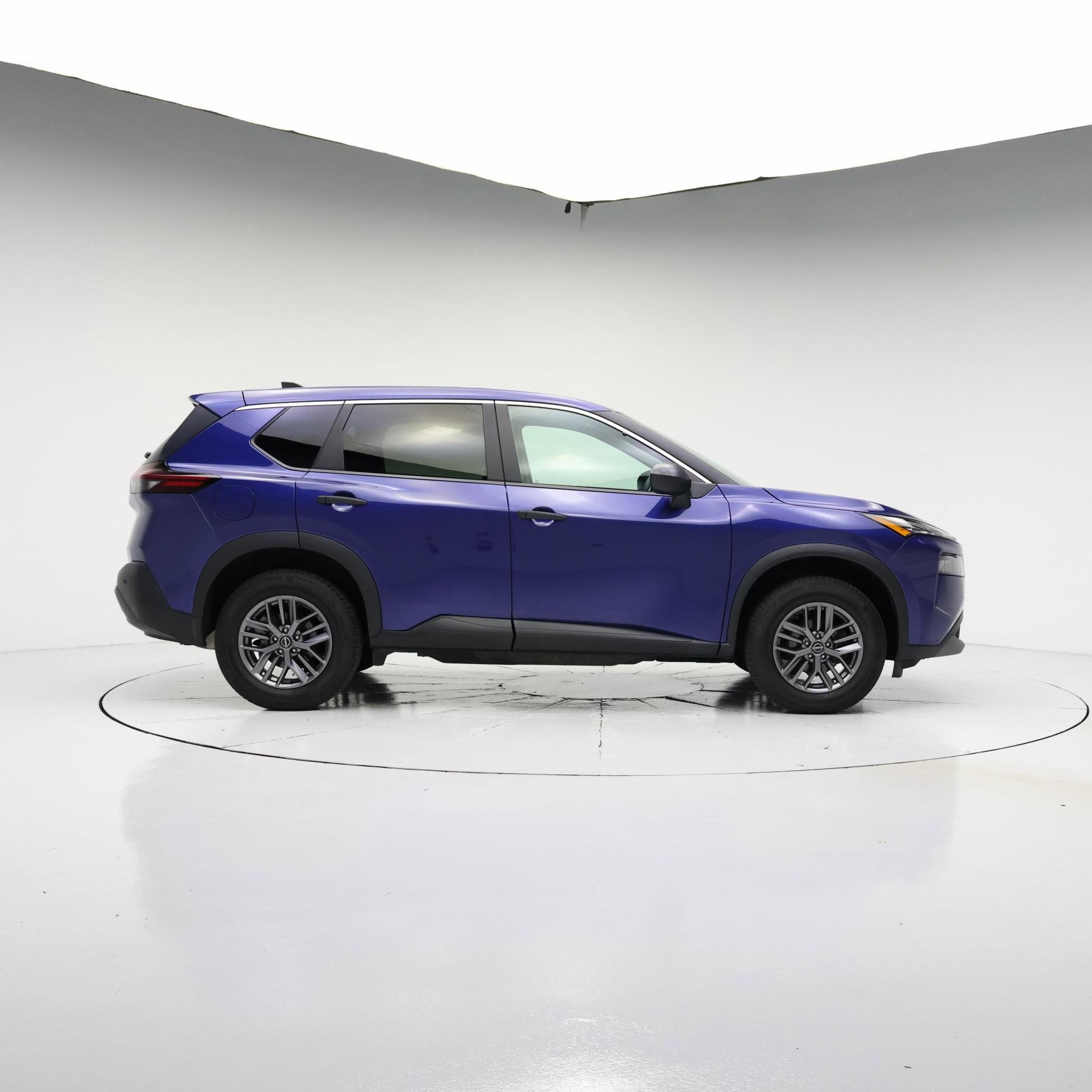Thumbnail: 2023 Nissan Rogue - 3