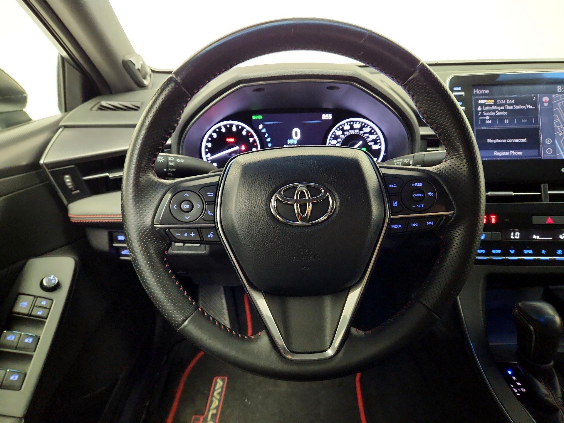 Thumbnail: 2021 Toyota Avalon - 10
