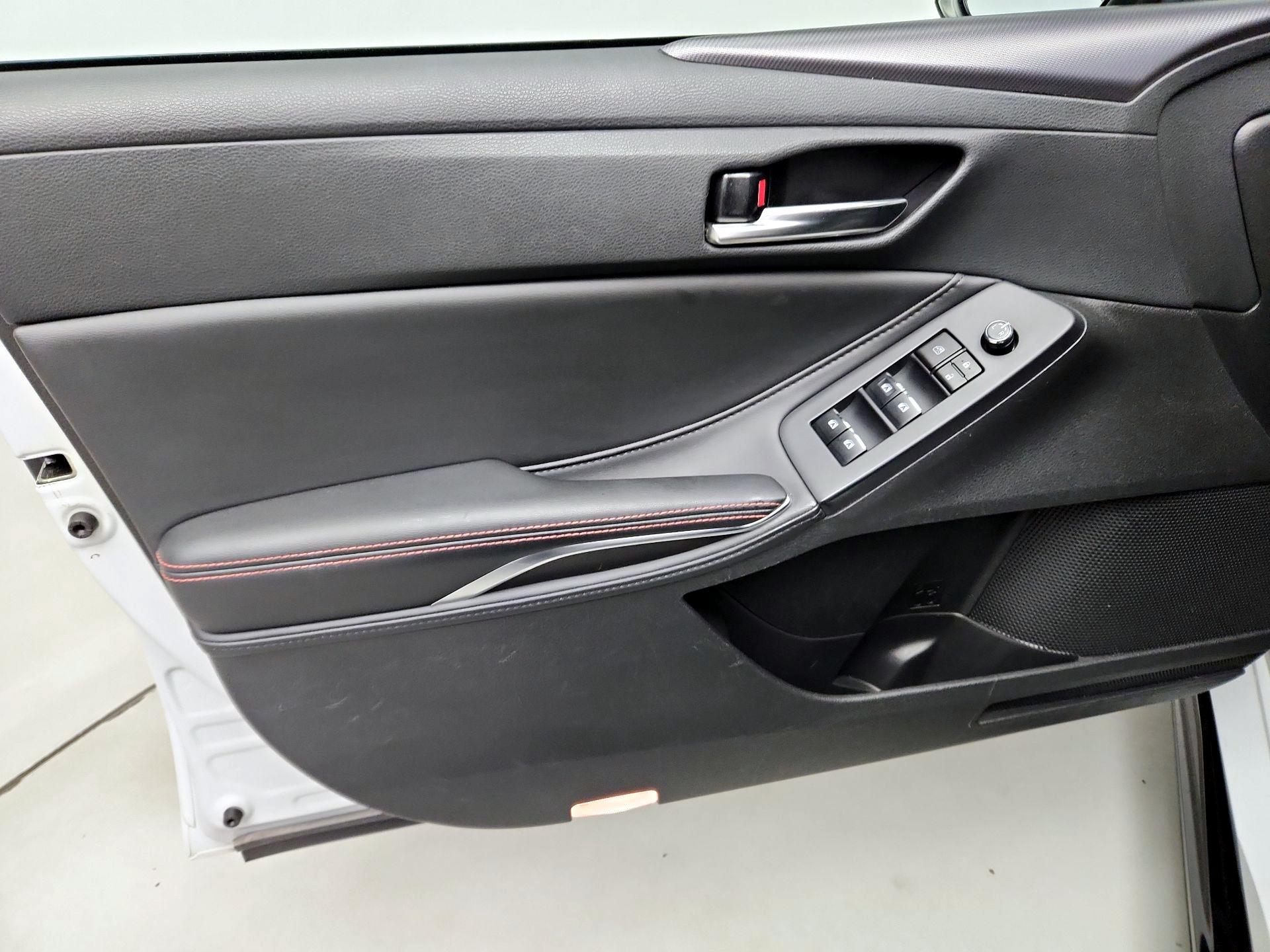 Thumbnail: 2021 Toyota Avalon - 12