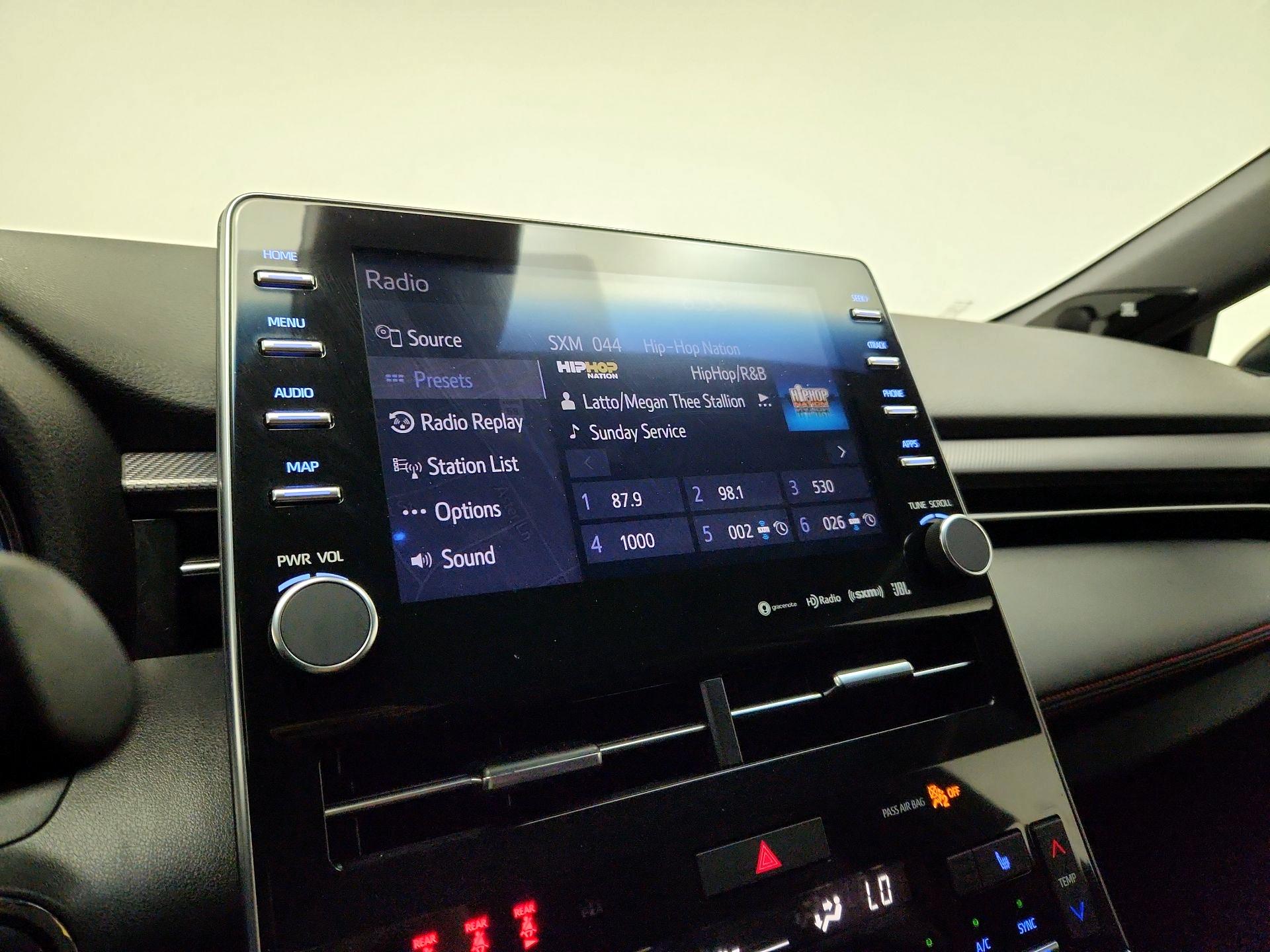 Thumbnail: 2021 Toyota Avalon - 16