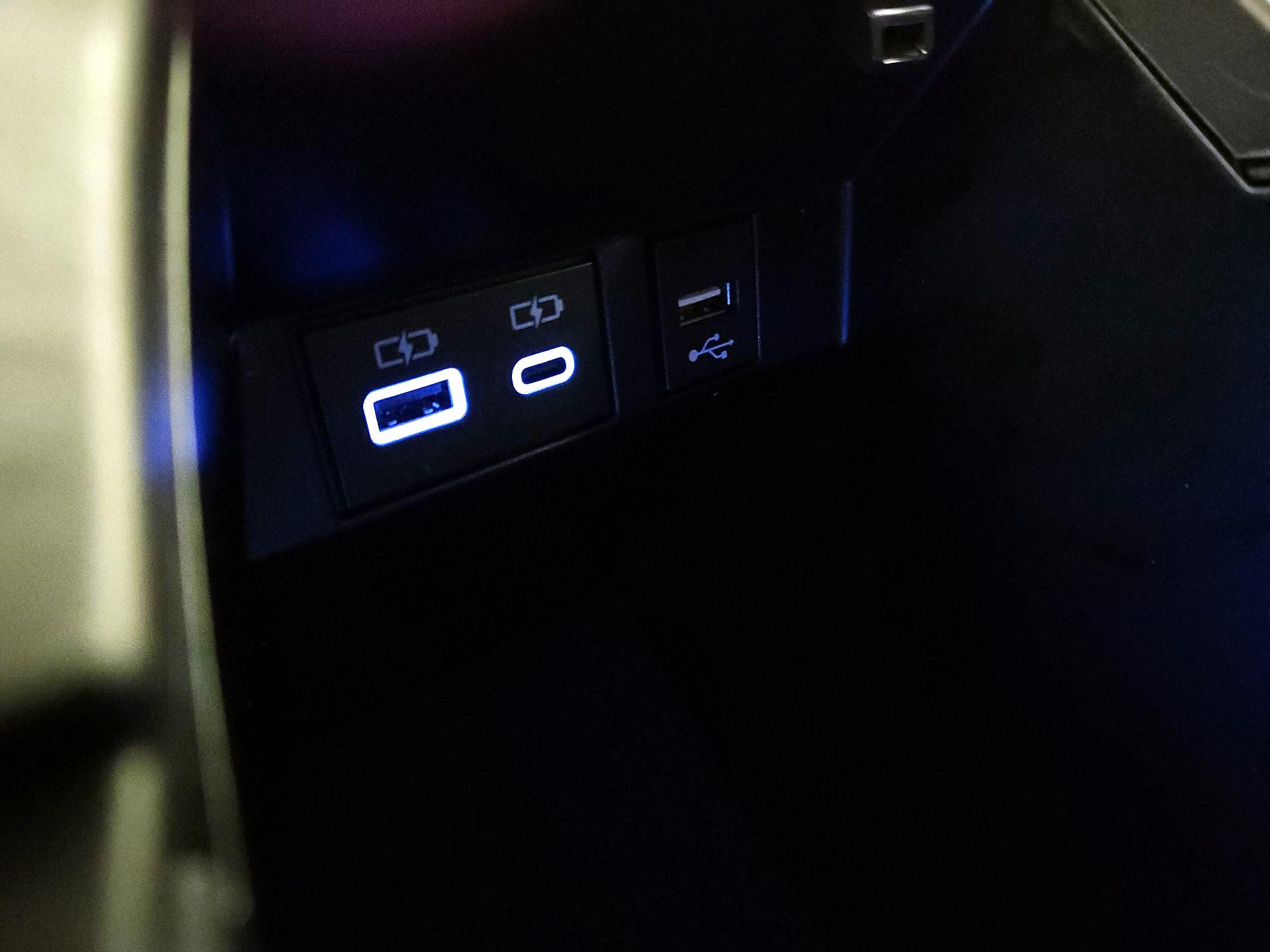 Thumbnail: 2021 Toyota Avalon - 19
