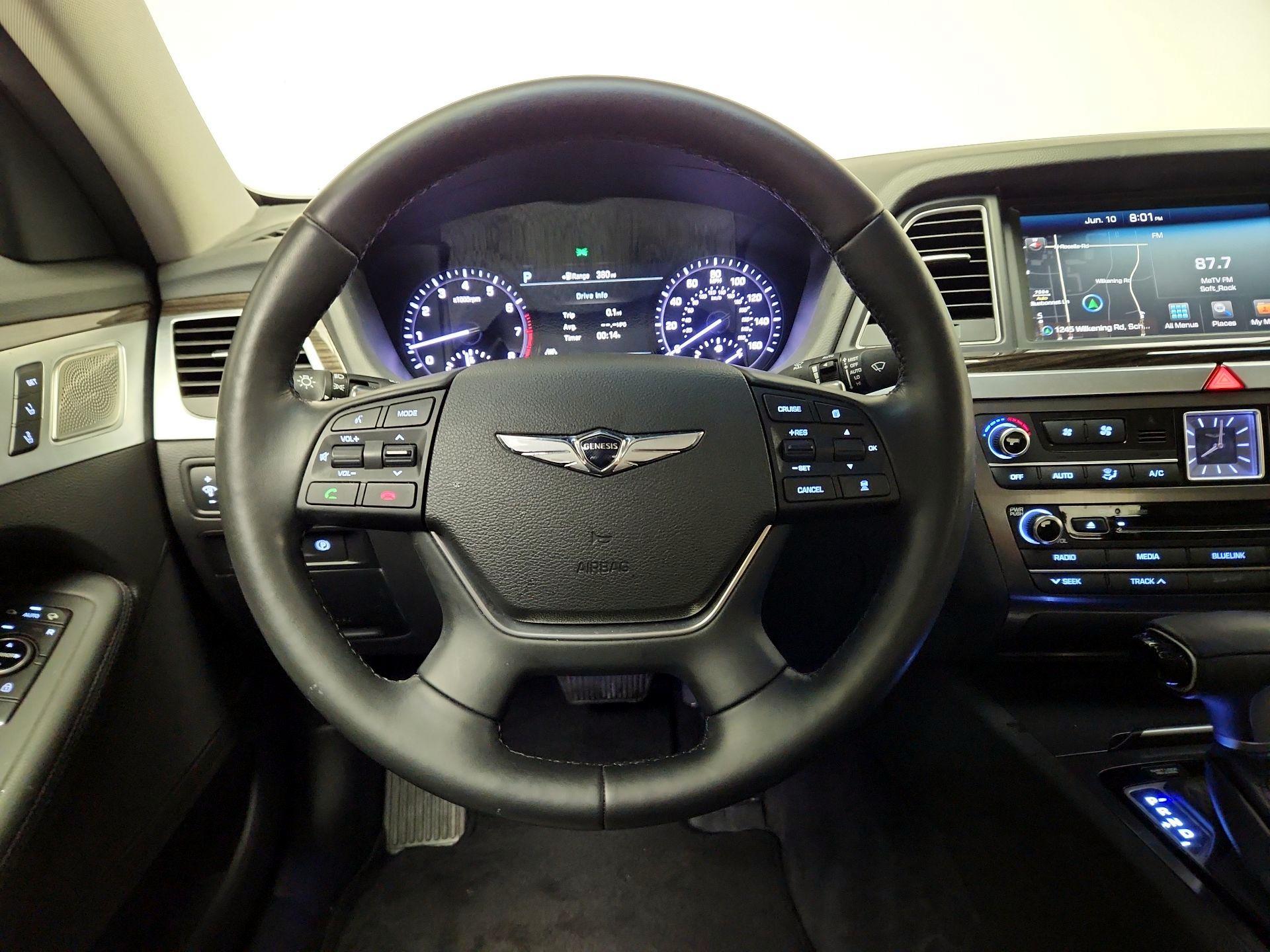 Thumbnail: 2018 Genesis G80 - 10
