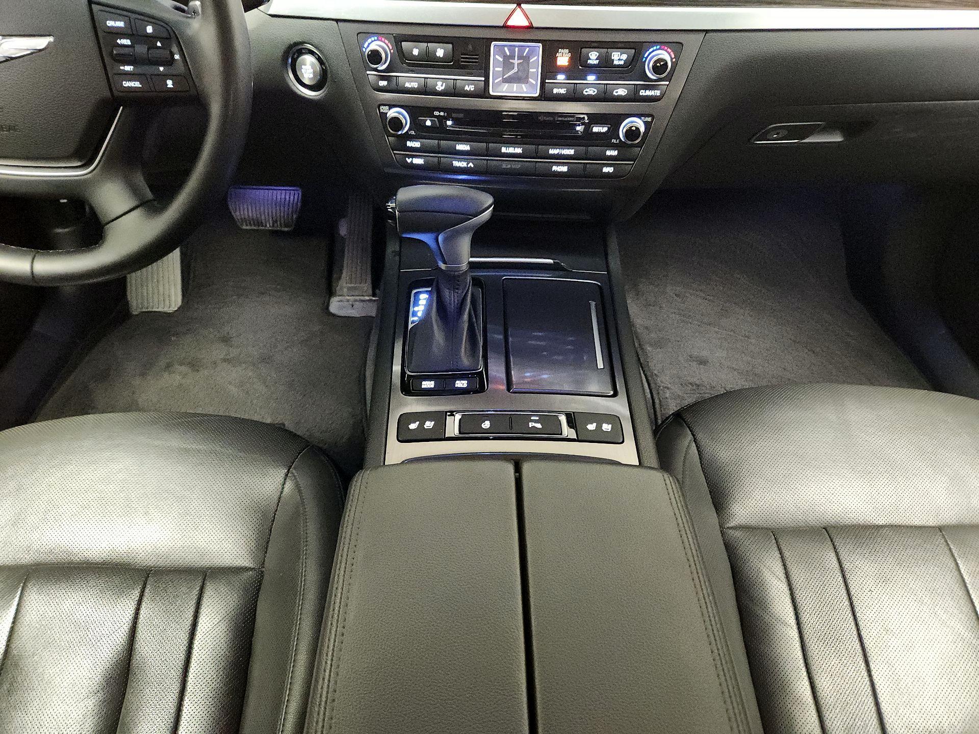 Thumbnail: 2018 Genesis G80 - 18