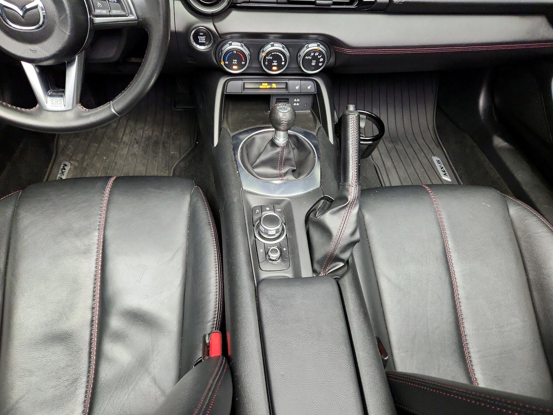 Thumbnail: 2016 Mazda MX-5 Miata - 16