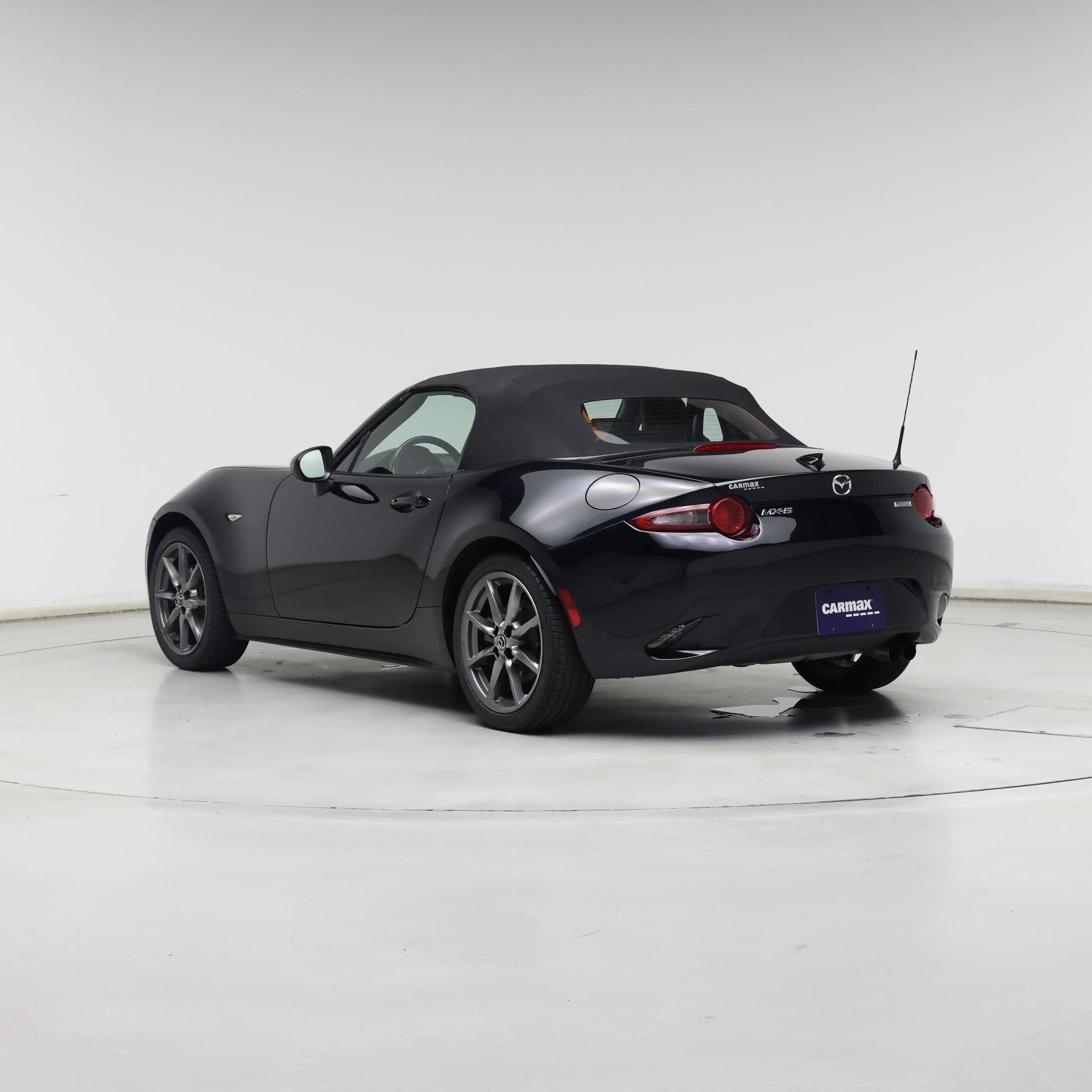Thumbnail: 2016 Mazda MX-5 Miata - 2
