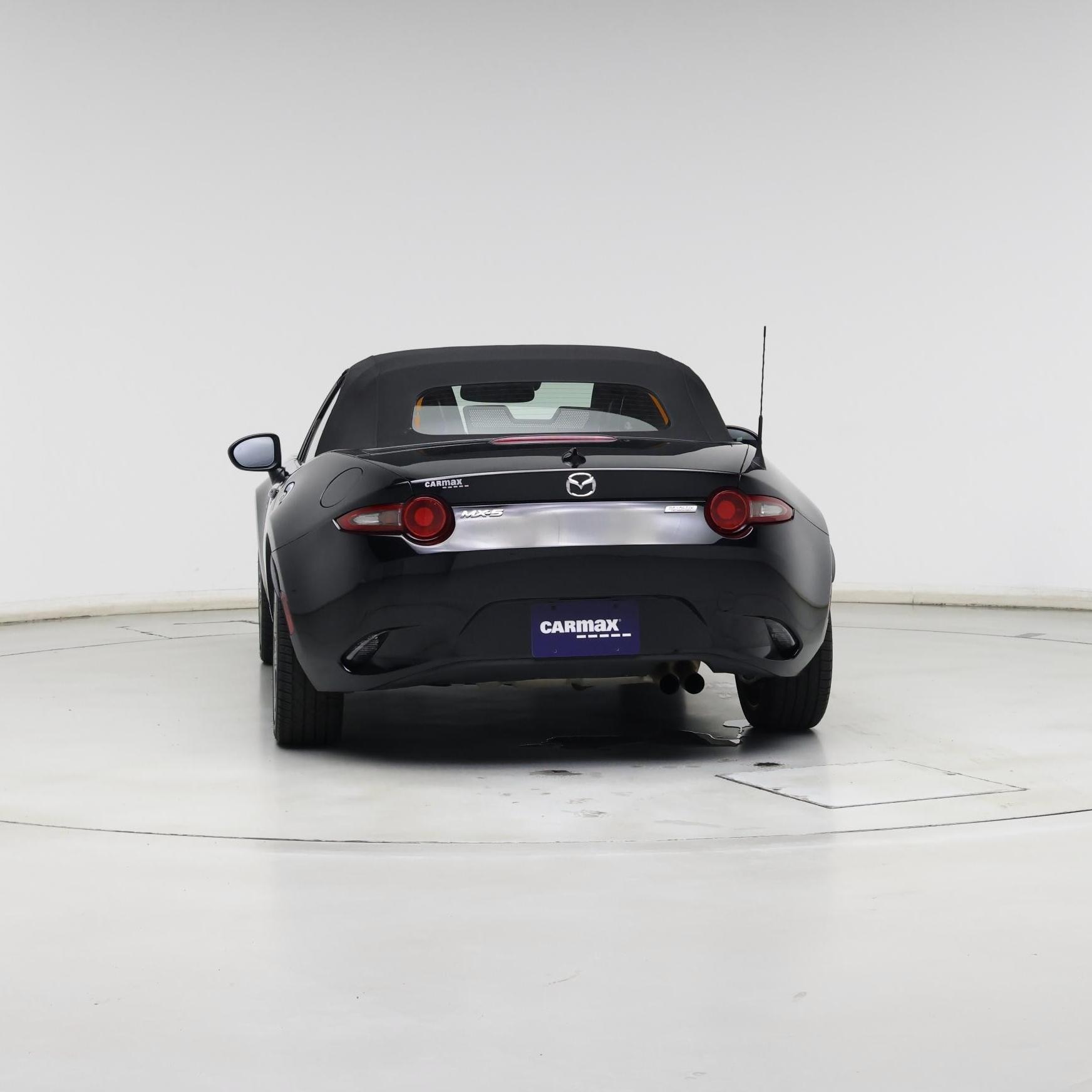 Thumbnail: 2016 Mazda MX-5 Miata - 6
