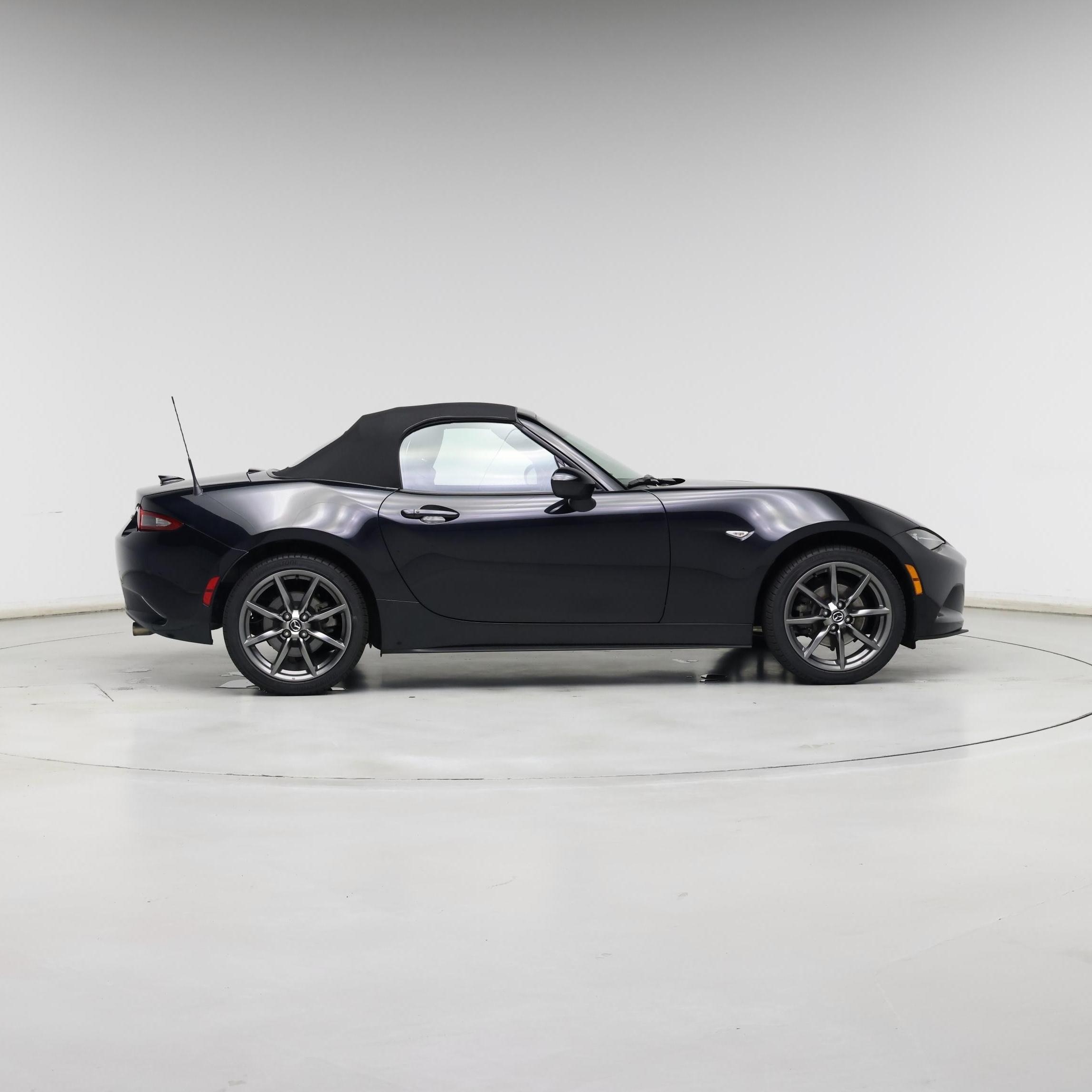 Thumbnail: 2016 Mazda MX-5 Miata - 7