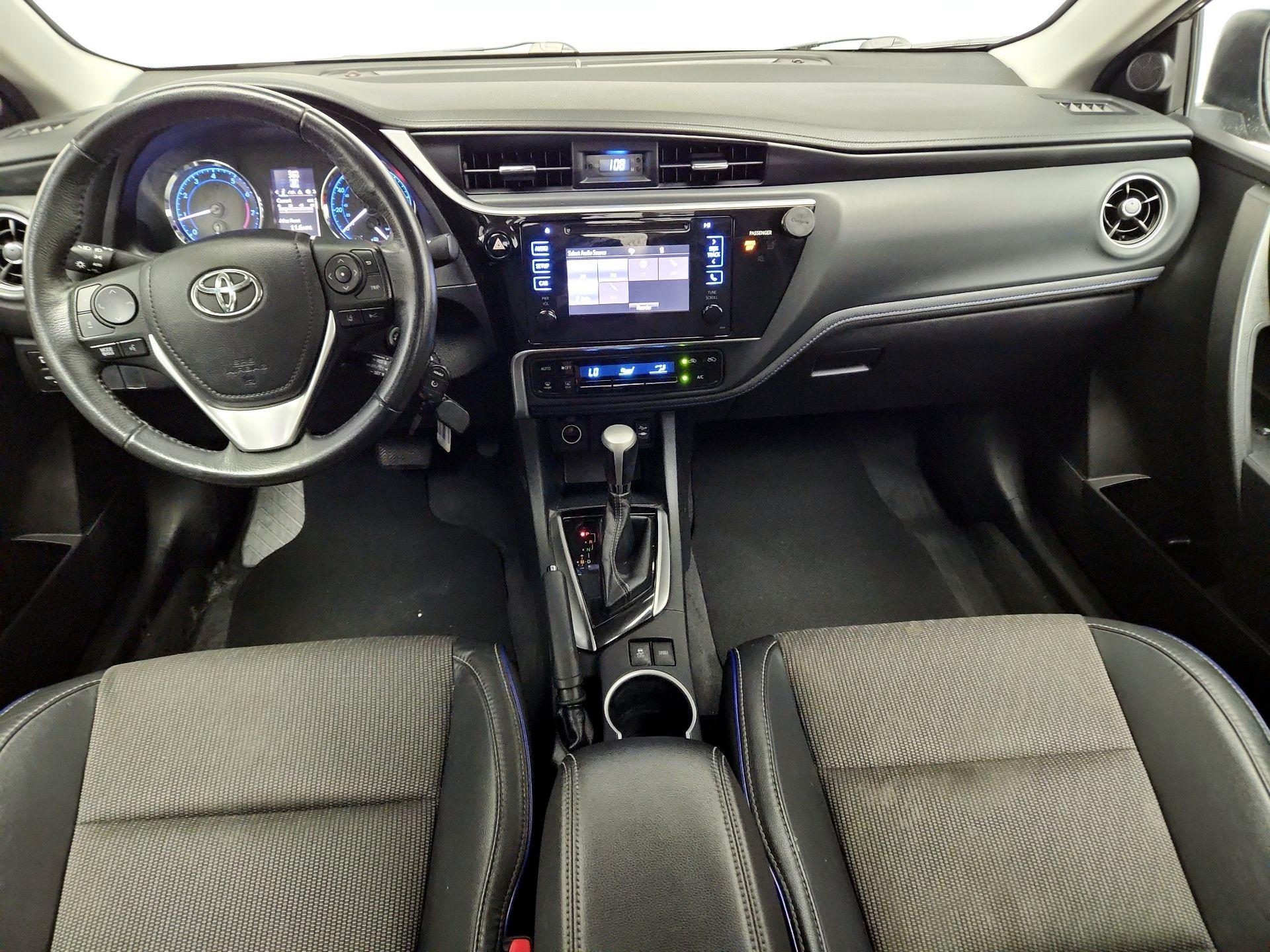 Thumbnail: 2017 Toyota Corolla - 9