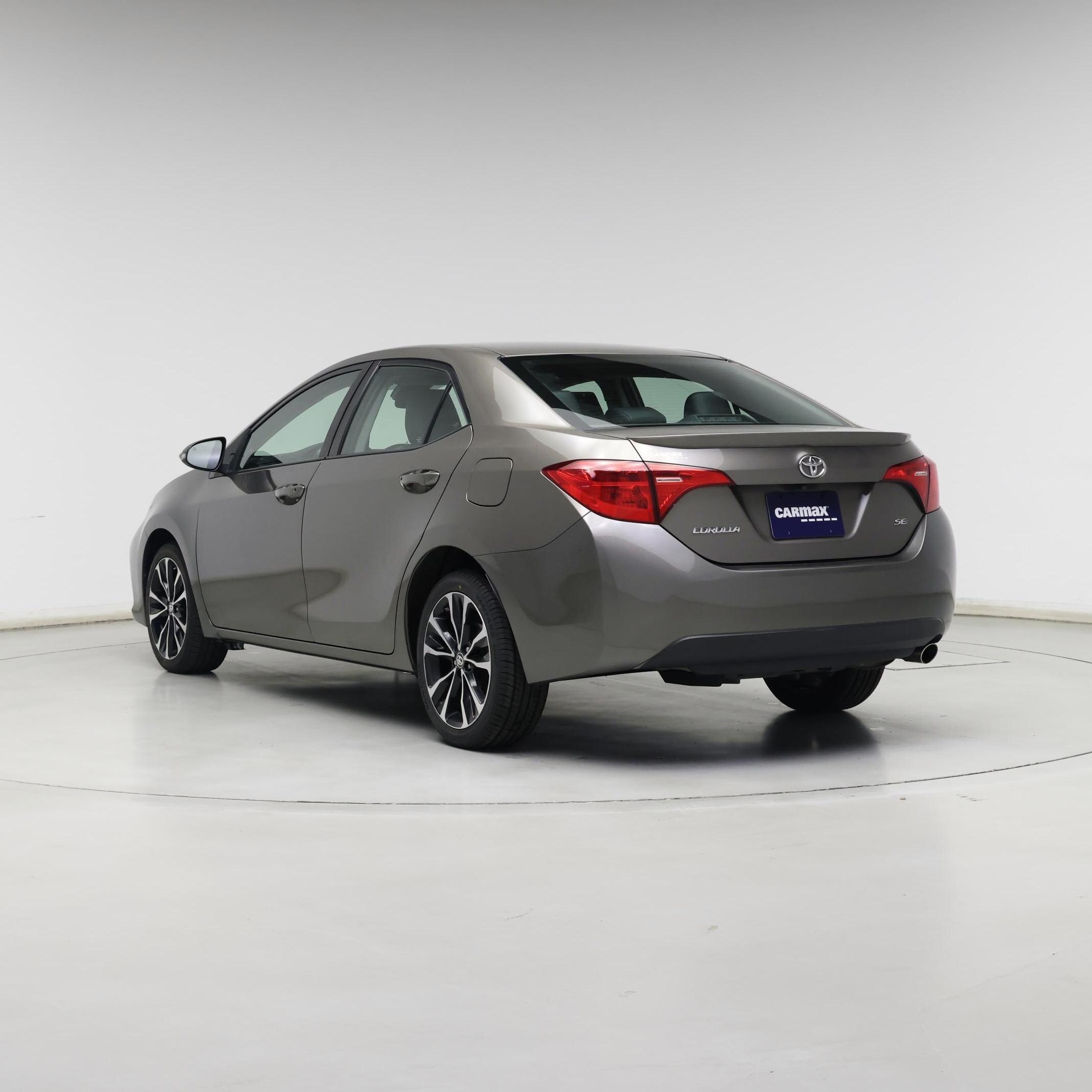 Thumbnail: 2017 Toyota Corolla - 2