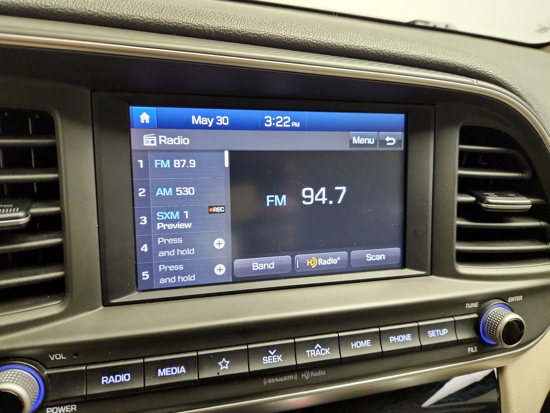 Thumbnail: 2019 Hyundai Elantra - 15
