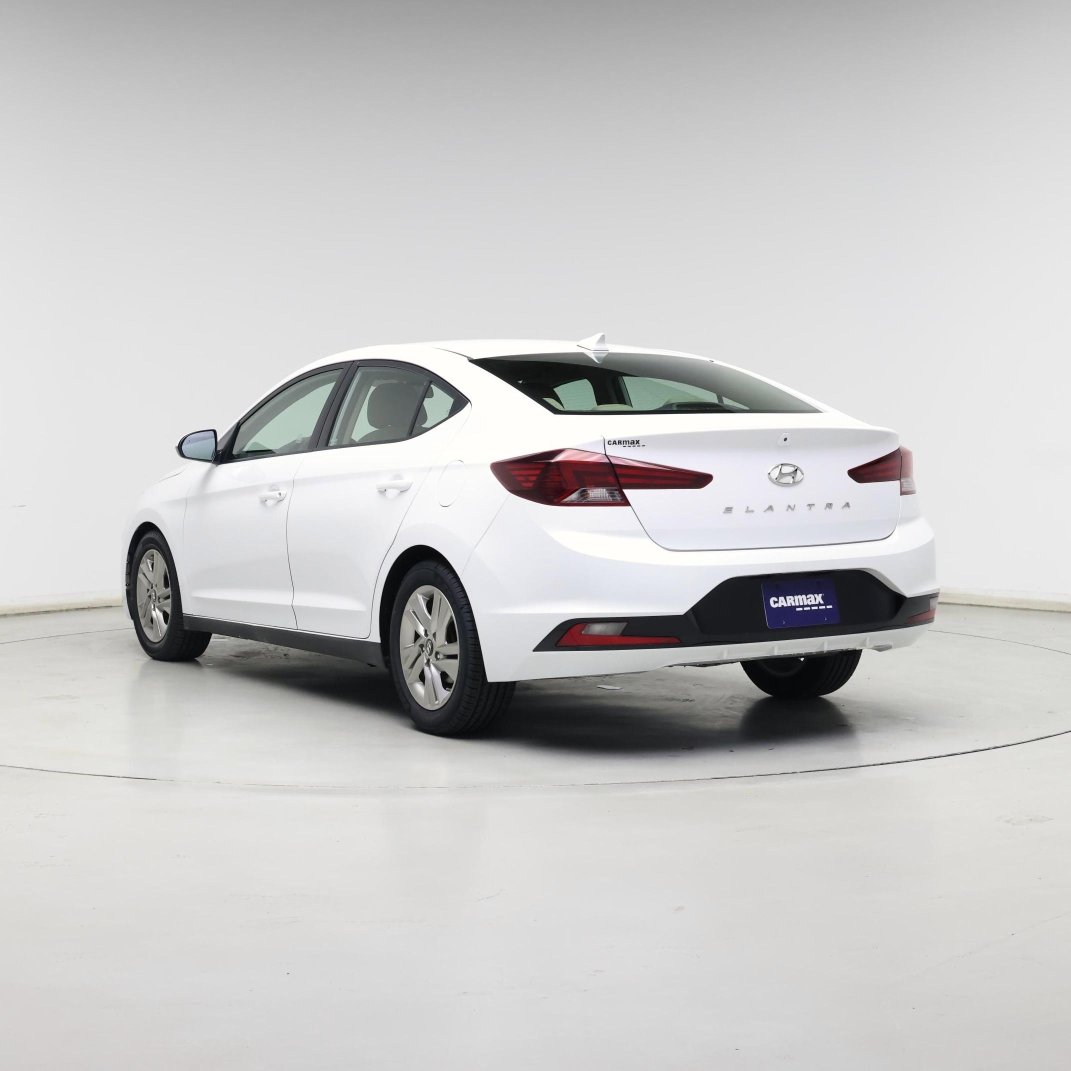 Thumbnail: 2019 Hyundai Elantra - 2