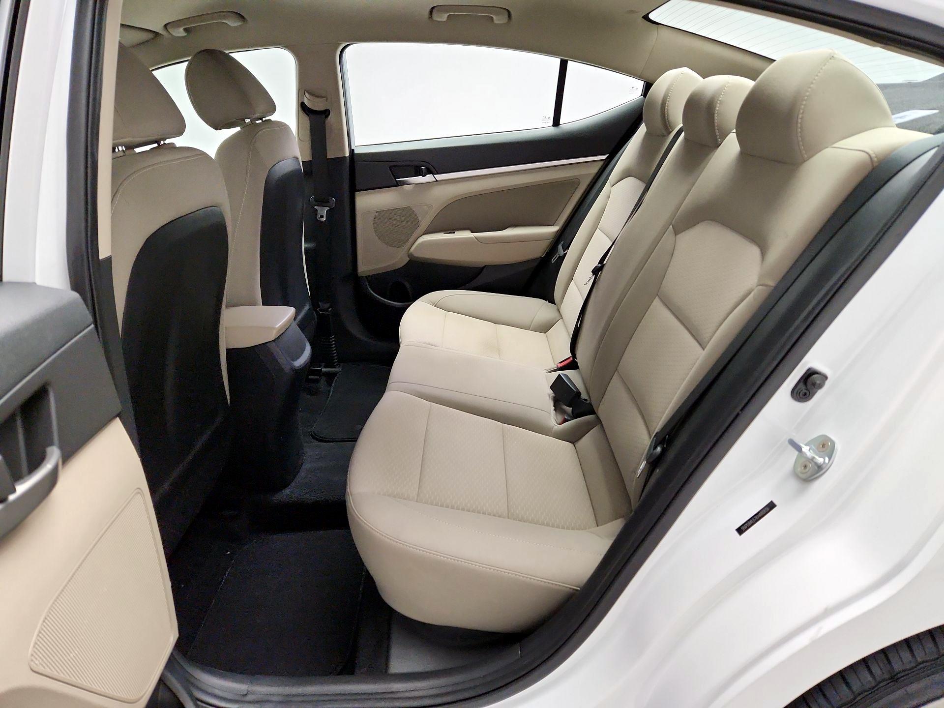 Thumbnail: 2019 Hyundai Elantra - 19