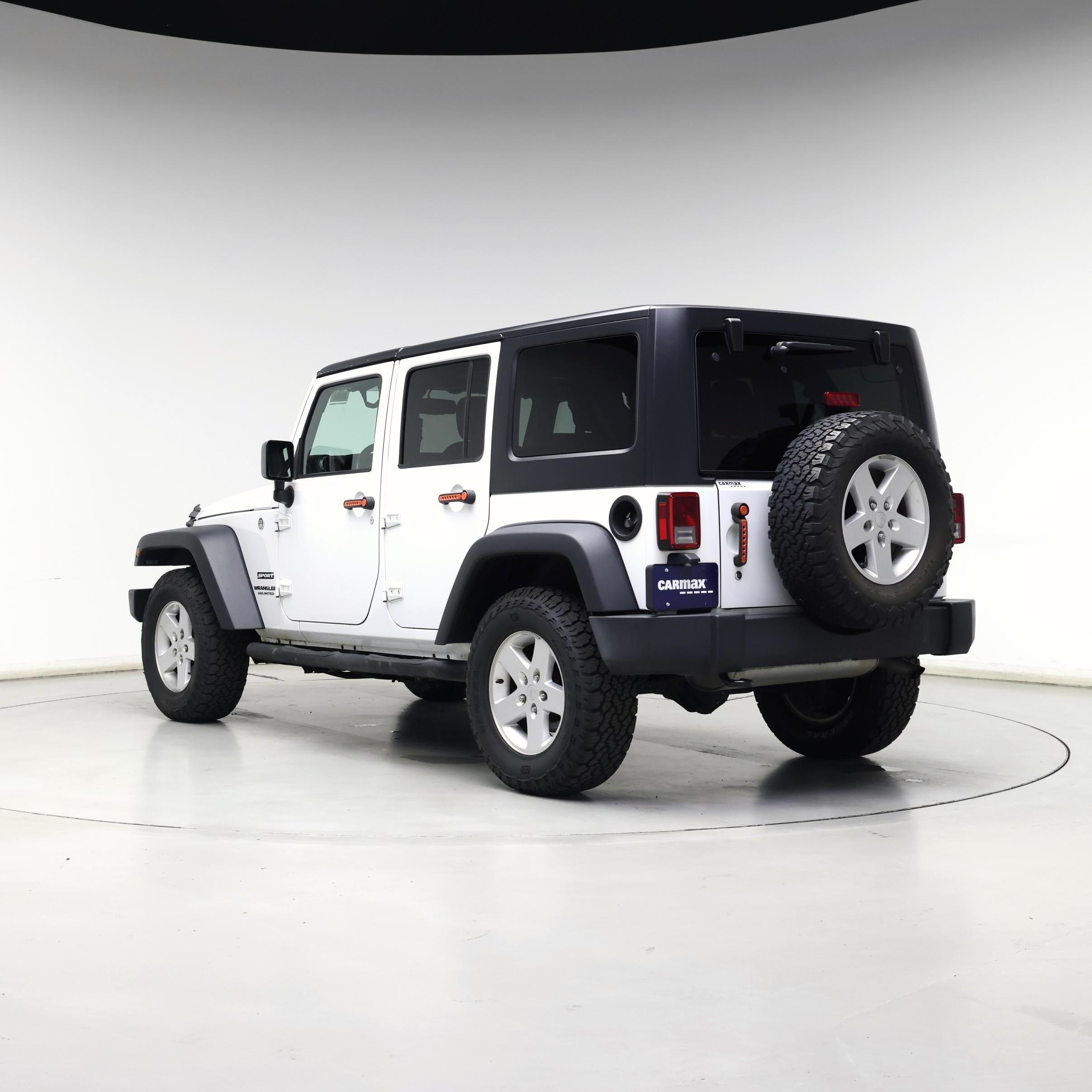 Thumbnail: 2017 Jeep Wrangler - 2
