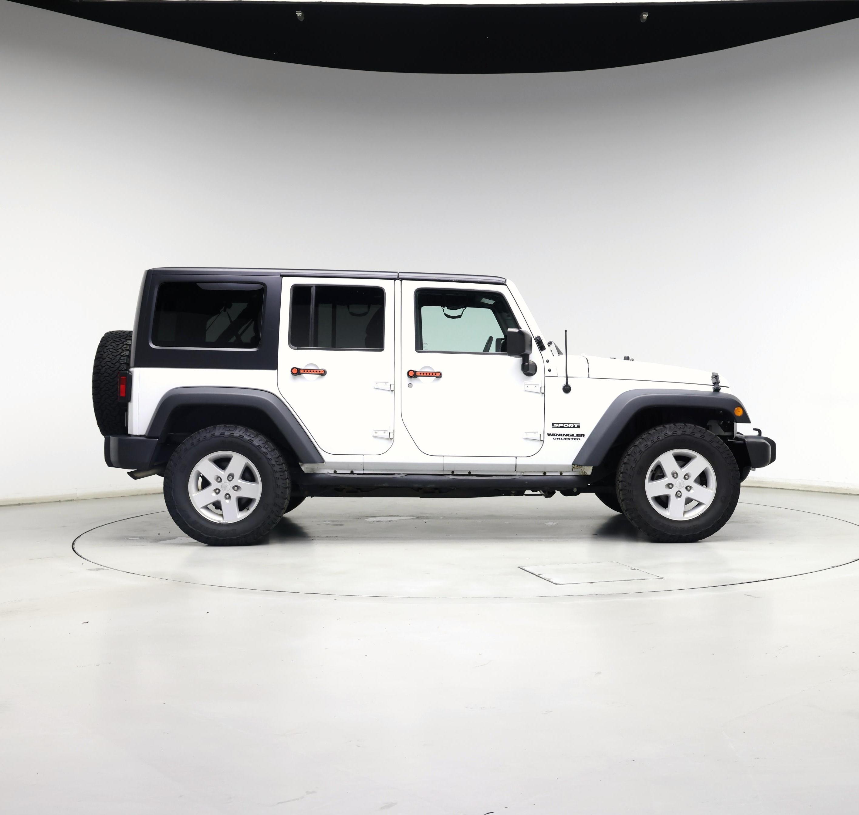 Thumbnail: 2017 Jeep Wrangler - 7