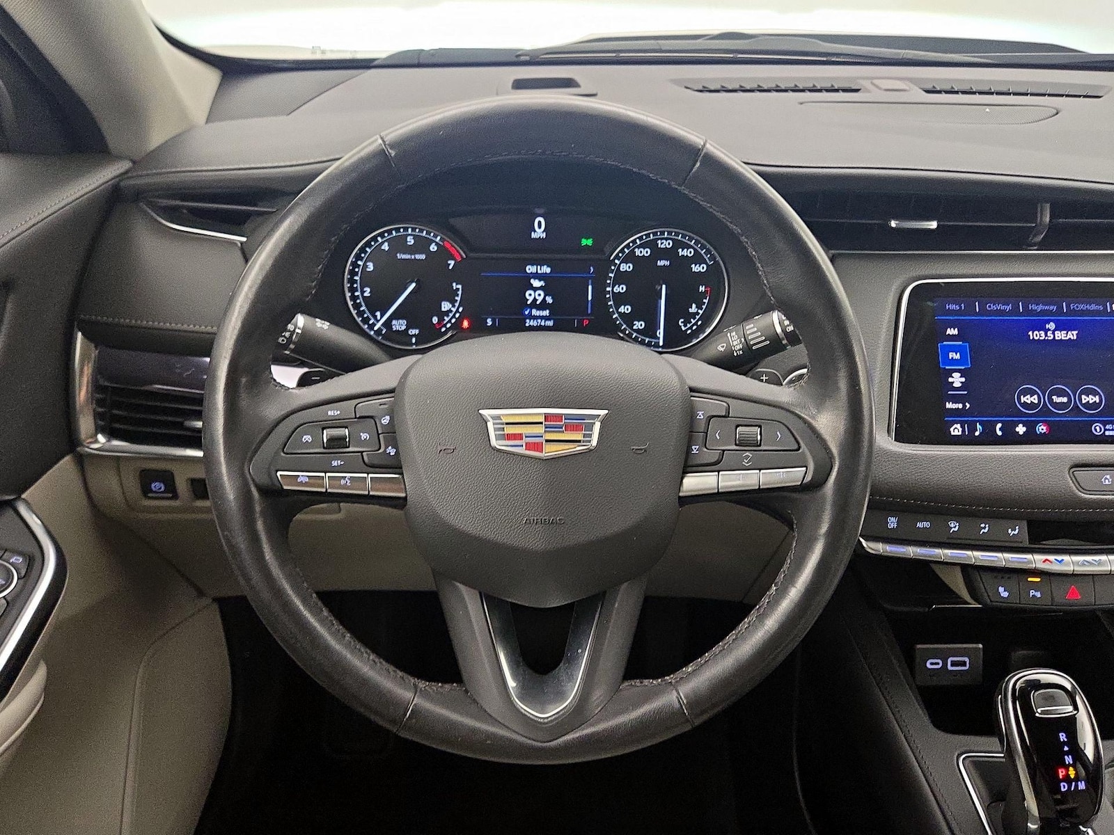 2023 Cadillac XT4 Luxury - Photo 11