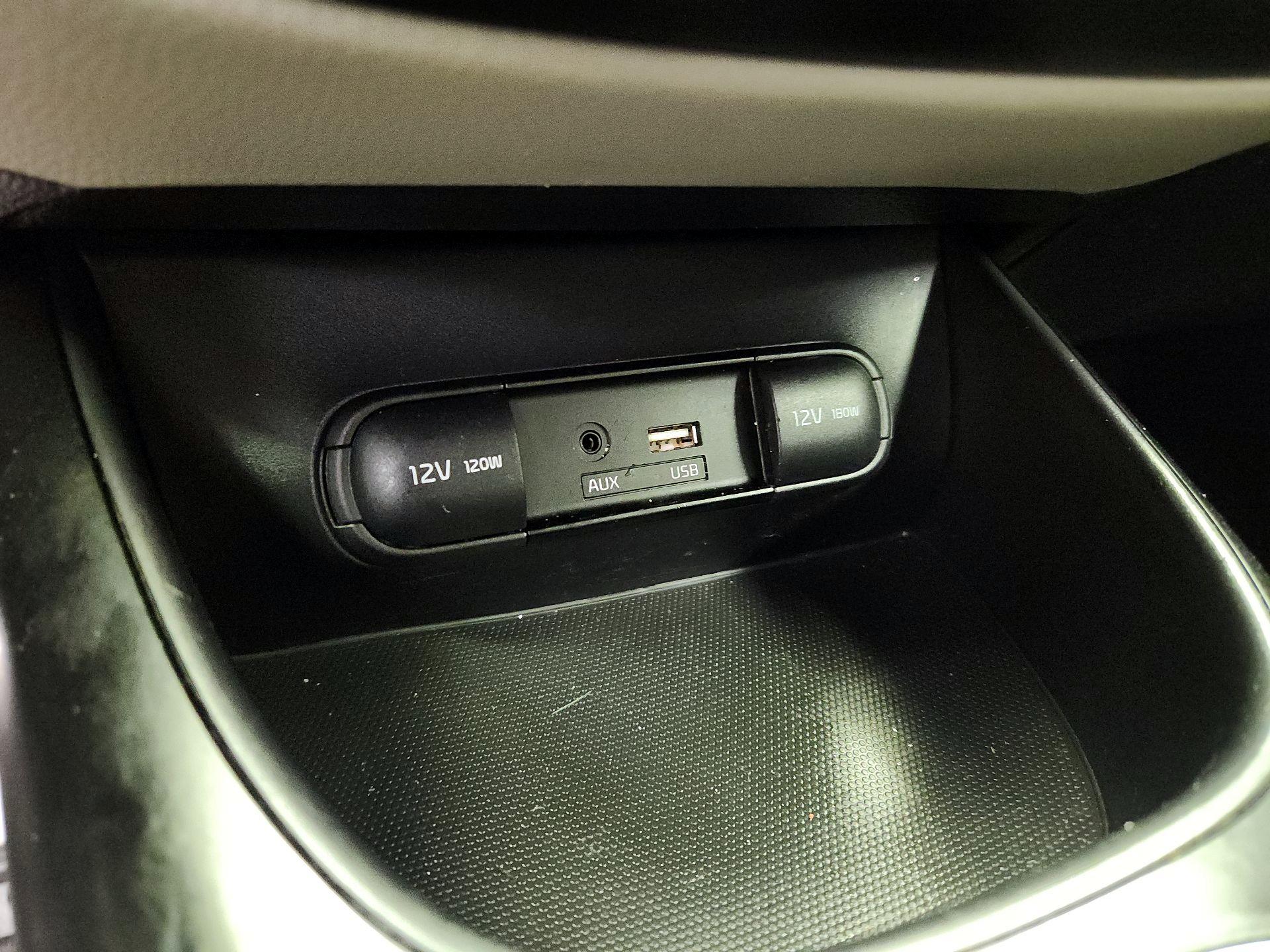 Thumbnail: 2018 Kia Soul - 17