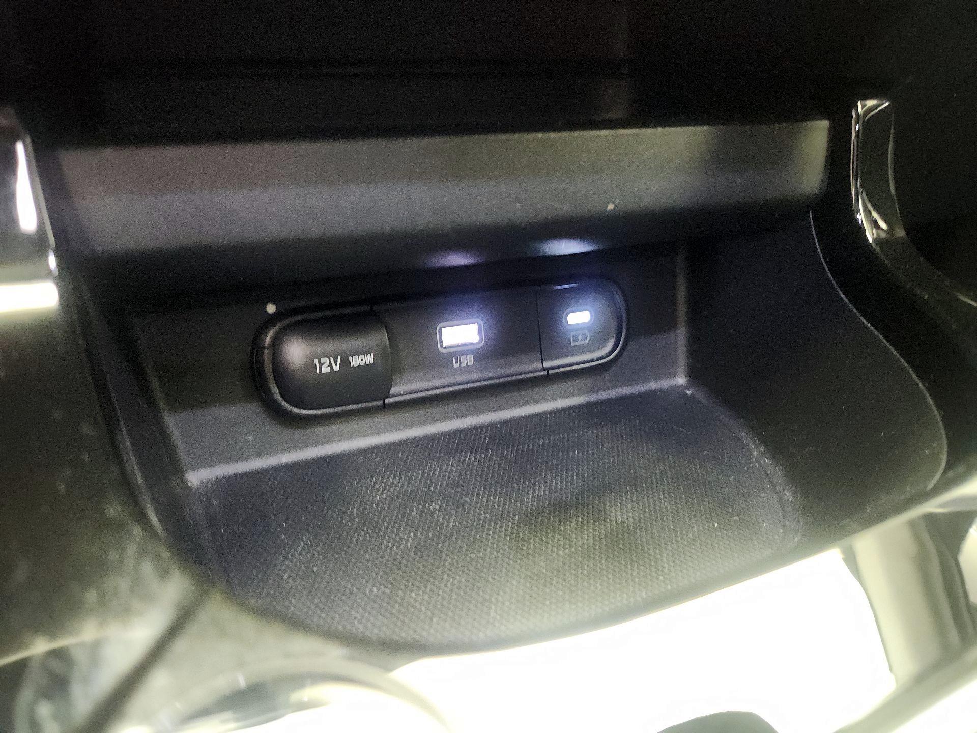 Thumbnail: 2025 Kia Seltos - 19