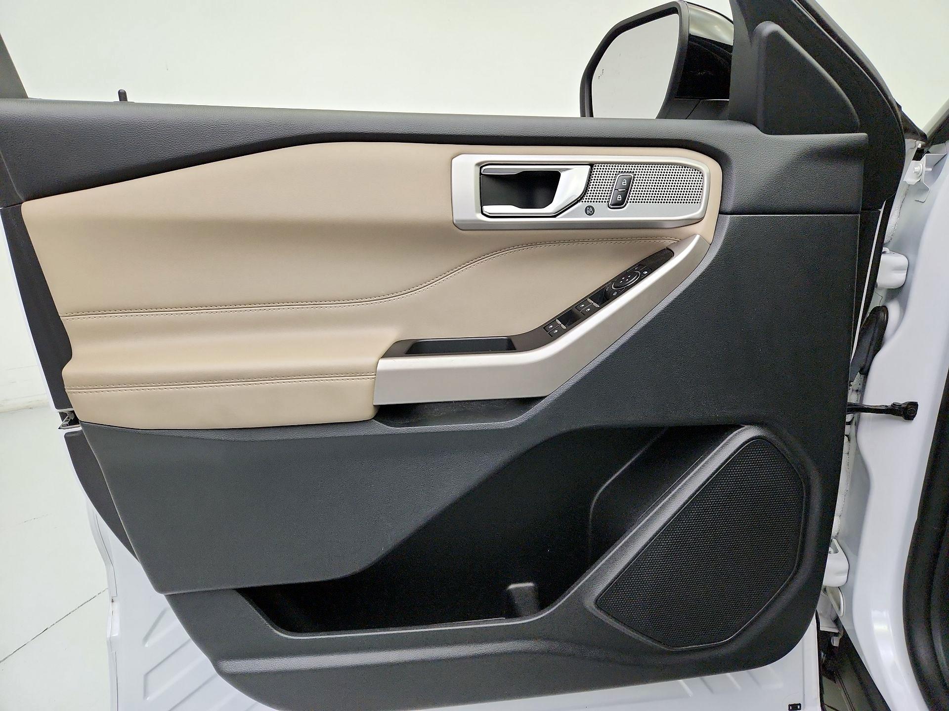 Thumbnail: 2023 Ford Explorer - 12