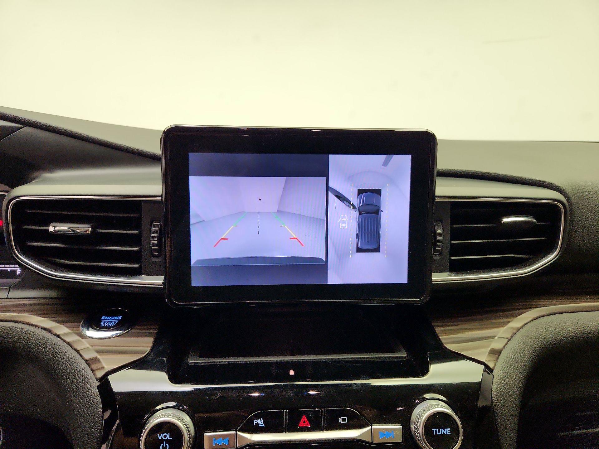 Thumbnail: 2023 Ford Explorer - 15