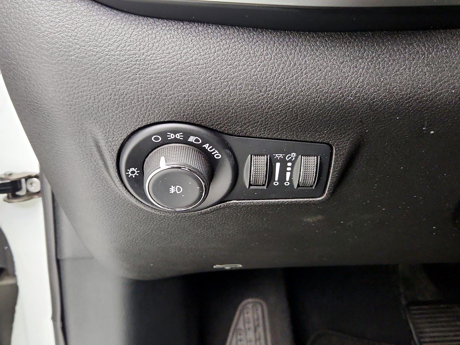 Thumbnail: 2025 Jeep Compass - 13