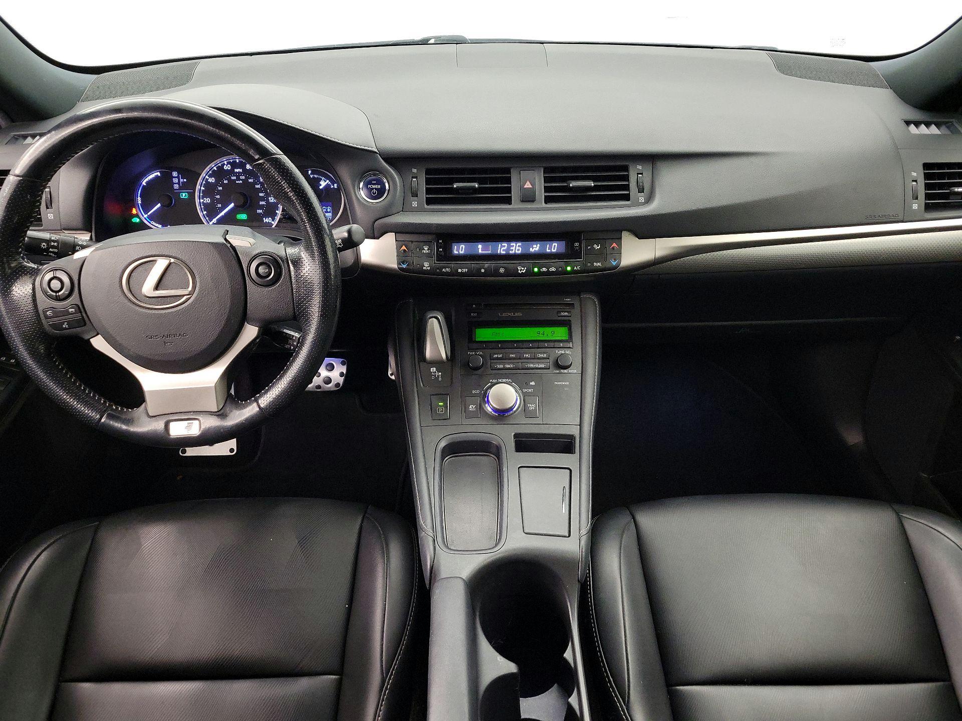 Thumbnail: 2016 Lexus CT - 9