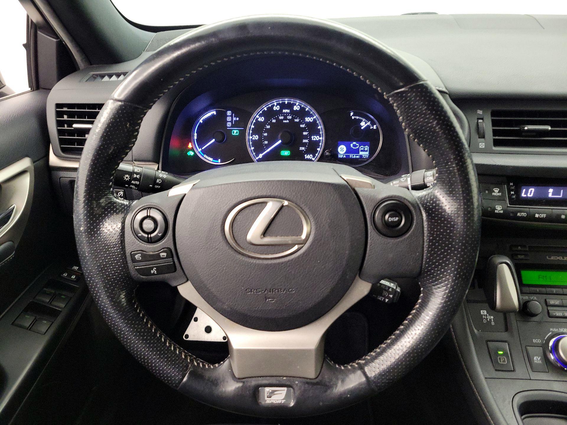 Thumbnail: 2016 Lexus CT - 10