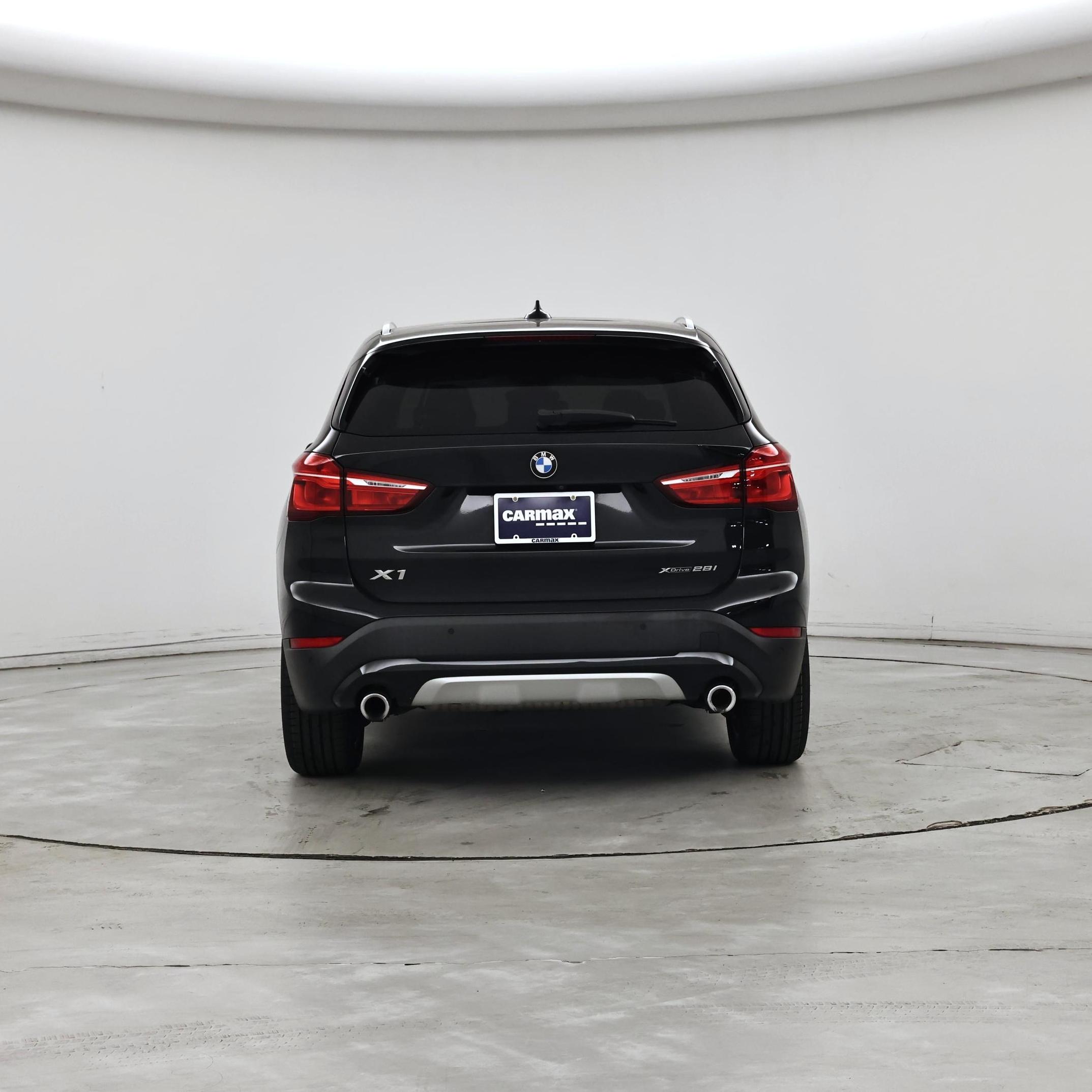 Thumbnail: 2021 BMW X1 - 6