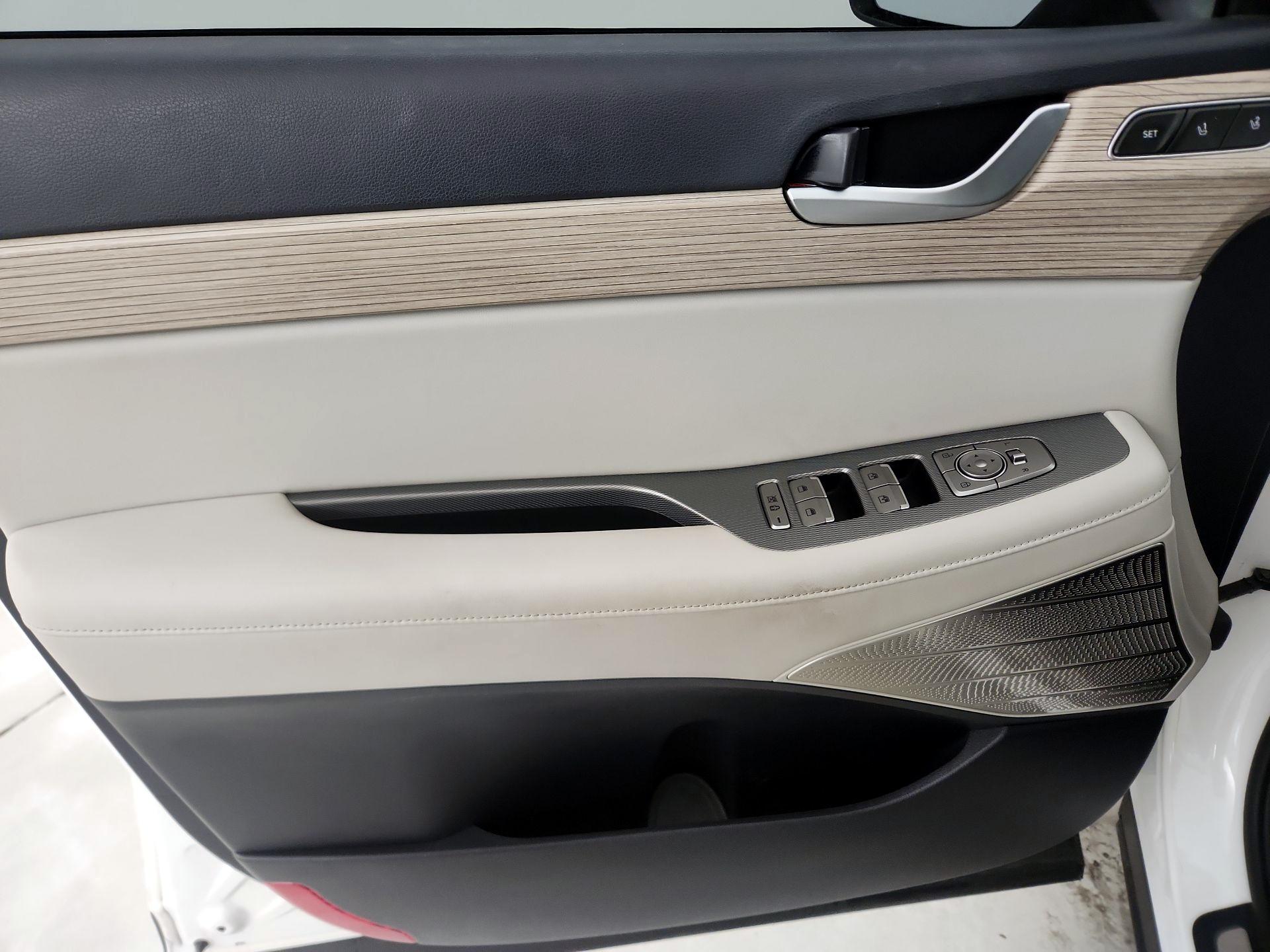 Thumbnail: 2021 Hyundai Palisade - 12