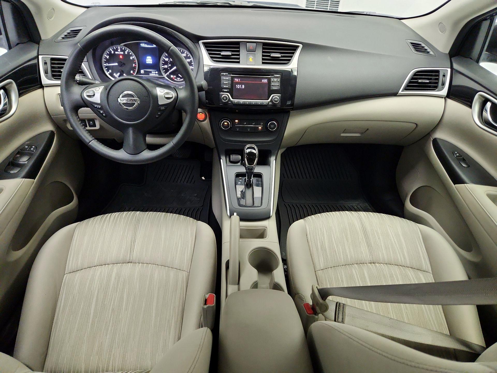 Thumbnail: 2017 Nissan Sentra - 9