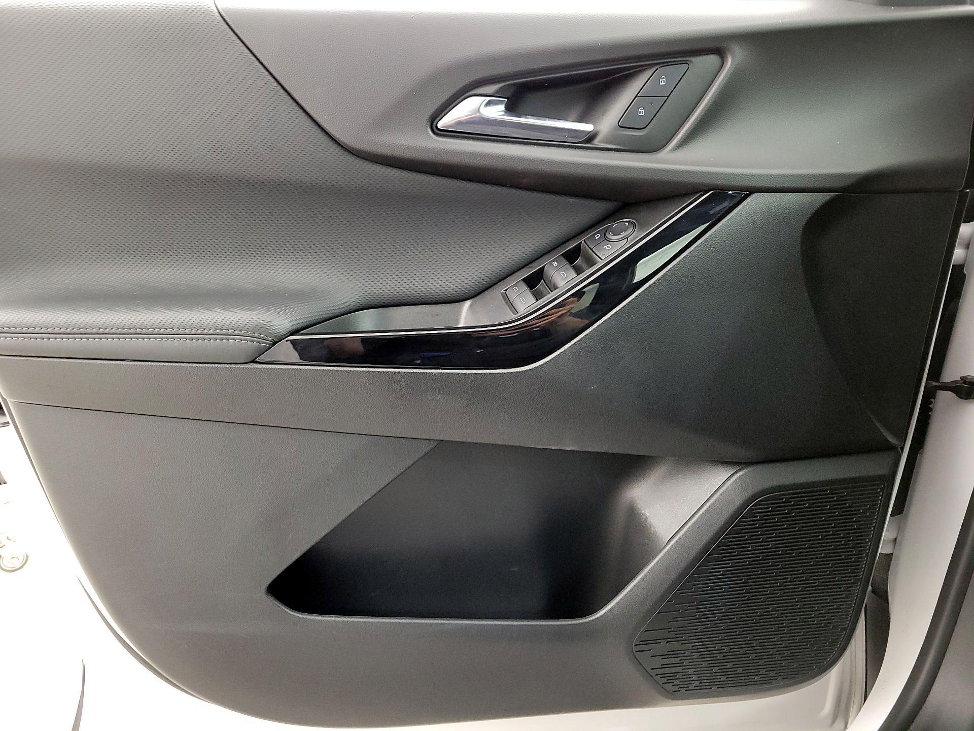 Thumbnail: 2025 Chevrolet Equinox - 12