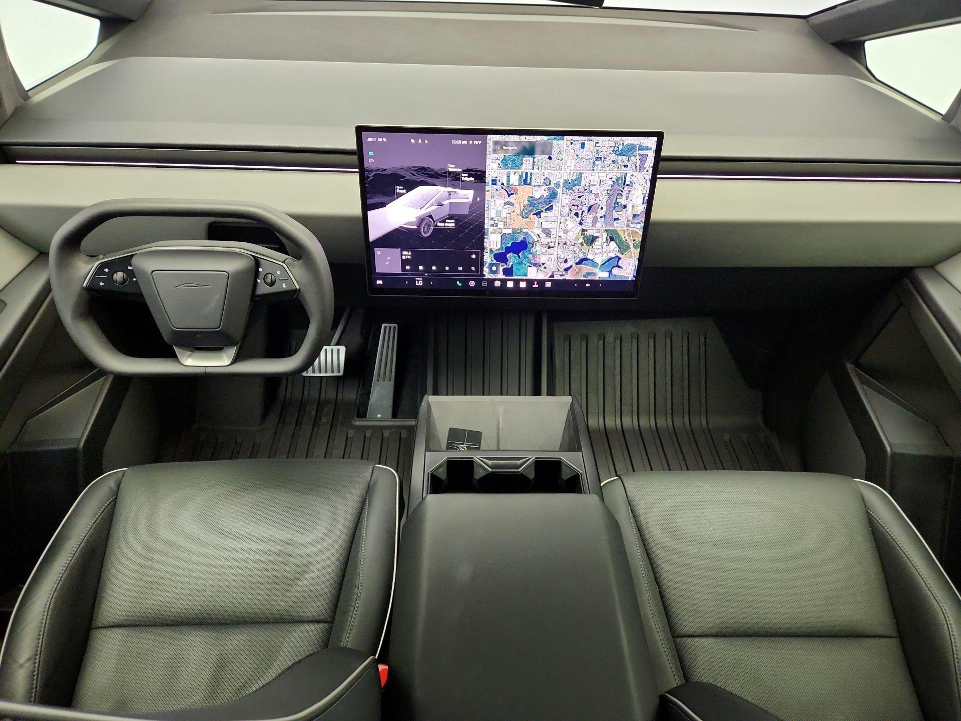 Thumbnail: 2025 Tesla Cybertruck - 9