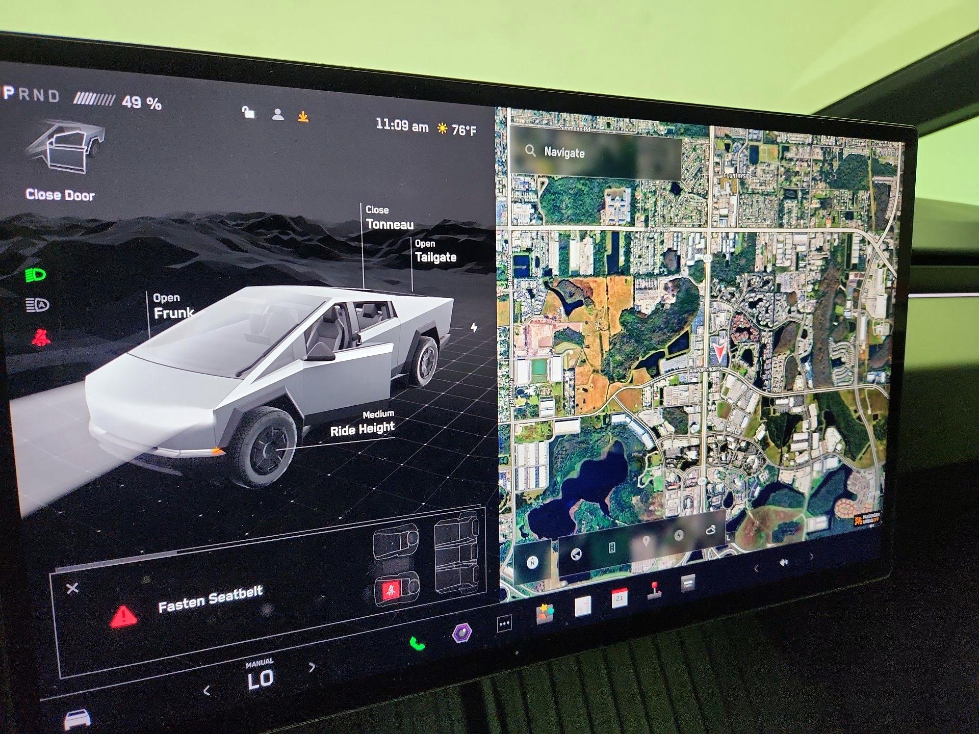 Thumbnail: 2025 Tesla Cybertruck - 14