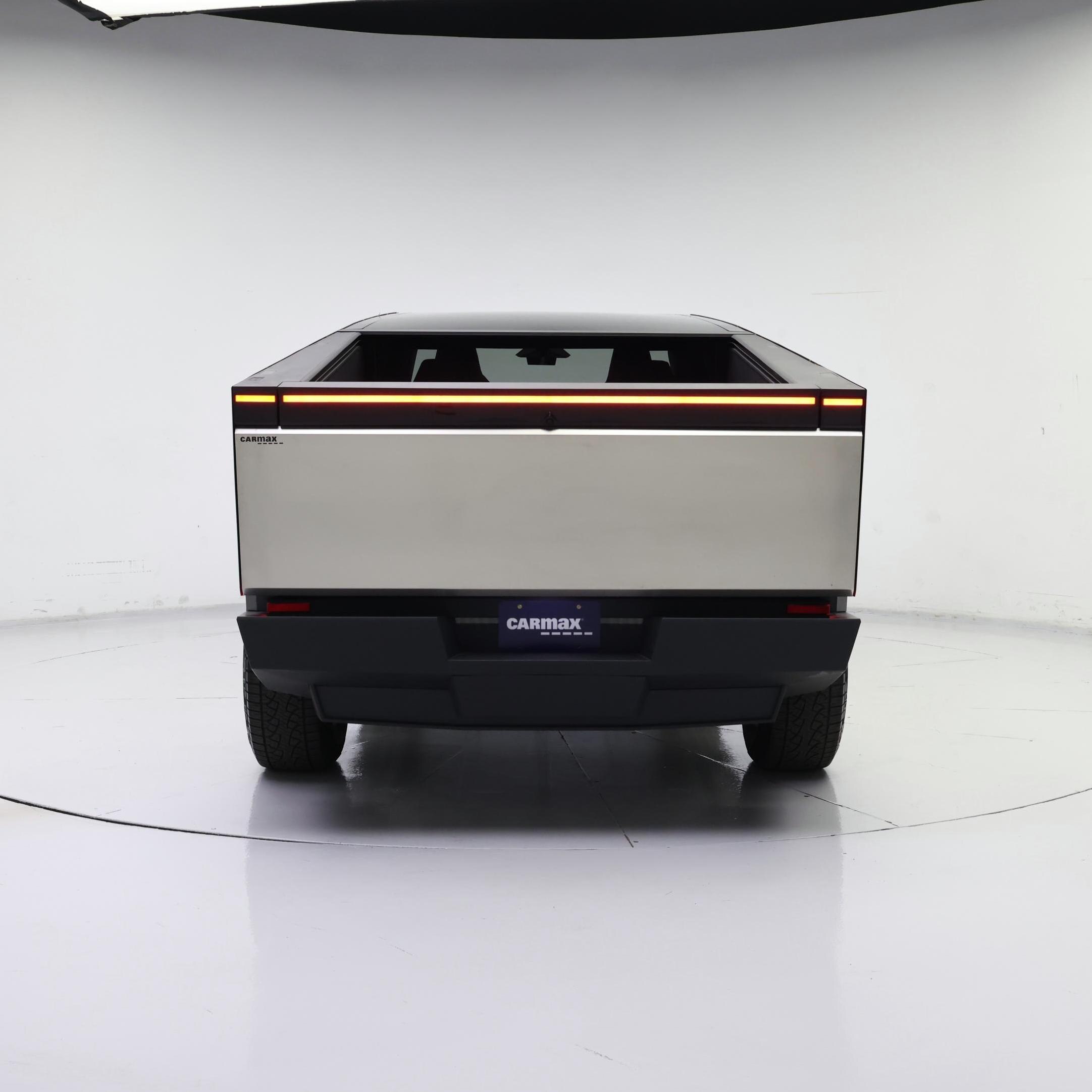 Thumbnail: 2025 Tesla Cybertruck - 6