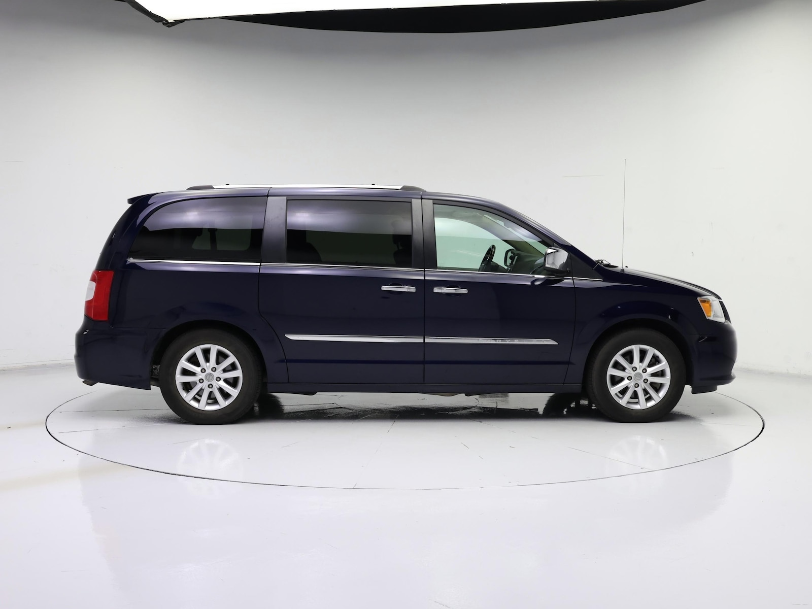 2015 Chrysler Town & Country Limited Platinum - Photo 8
