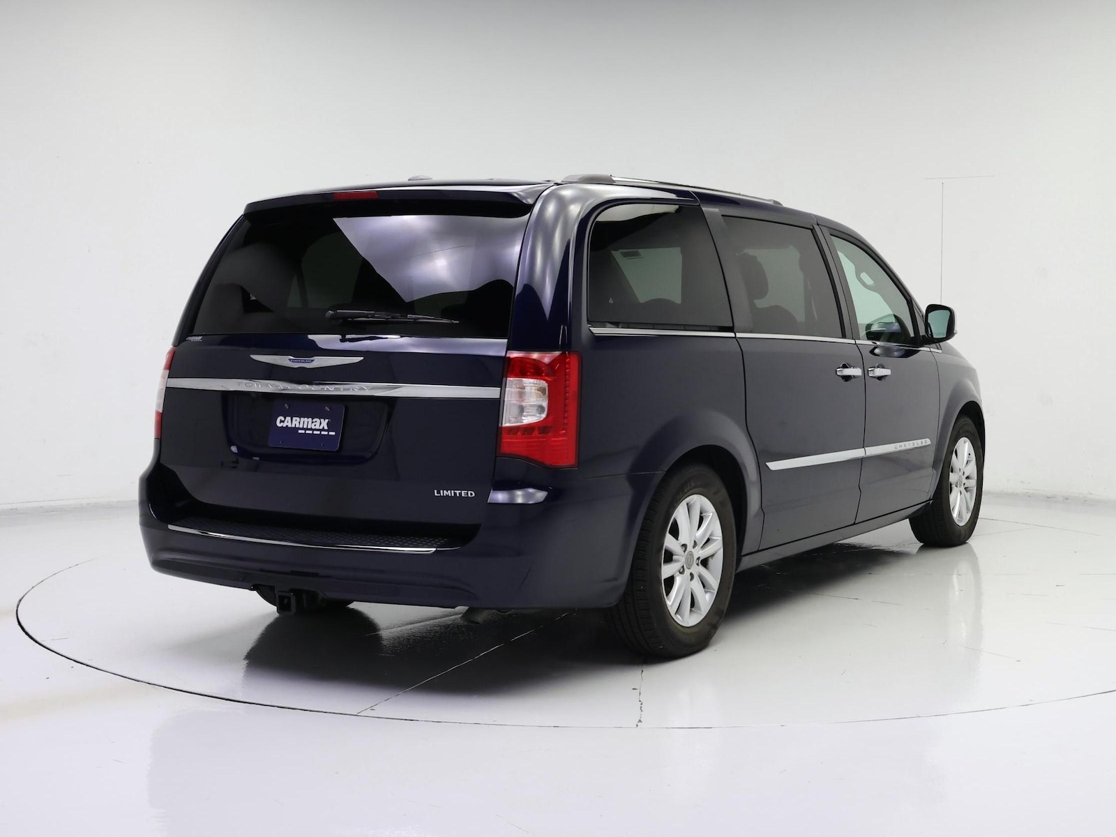 2015 Chrysler Town & Country Limited Platinum - Photo 9