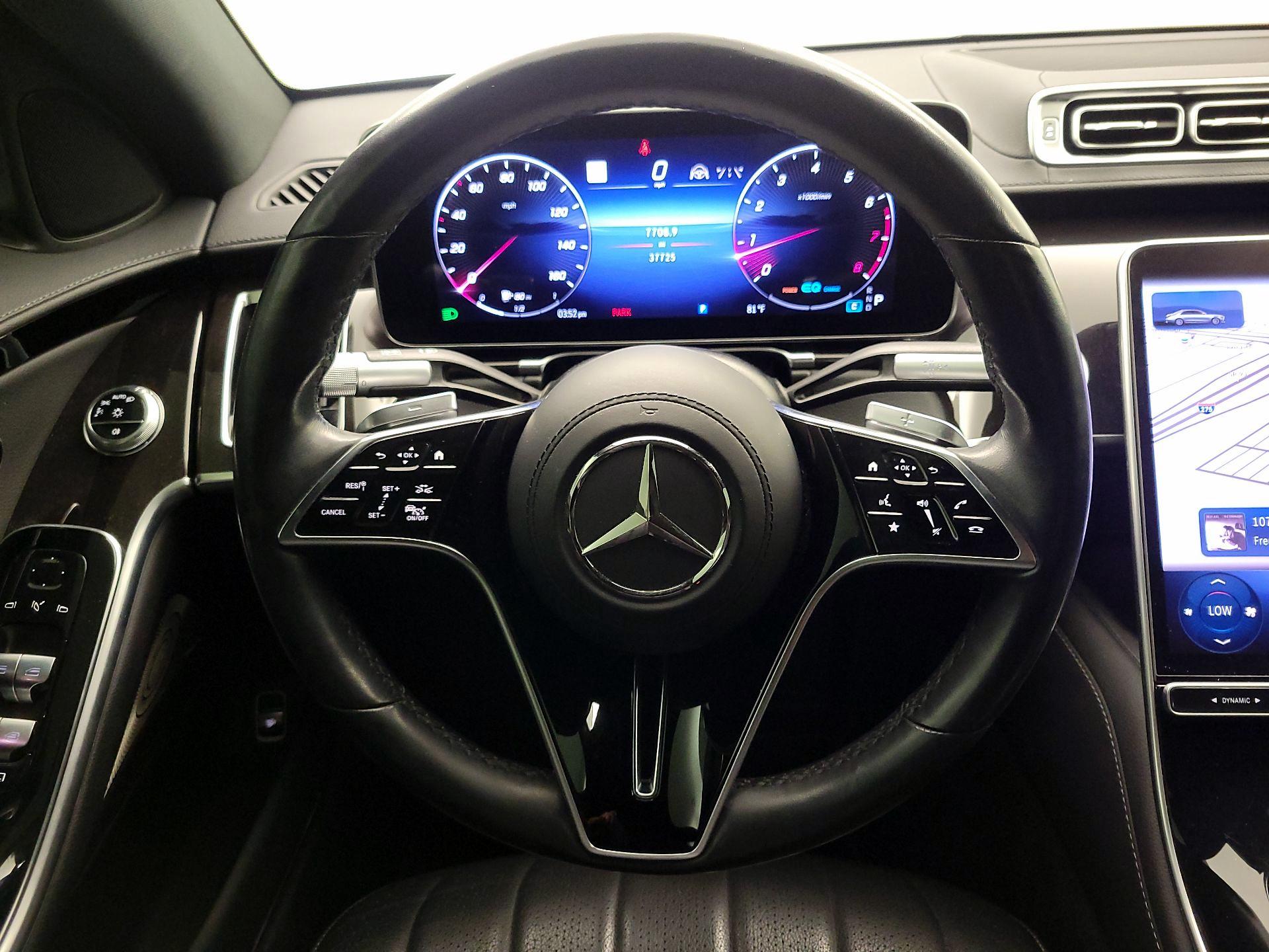 Thumbnail: 2022 Mercedes-Benz S-Class - 10